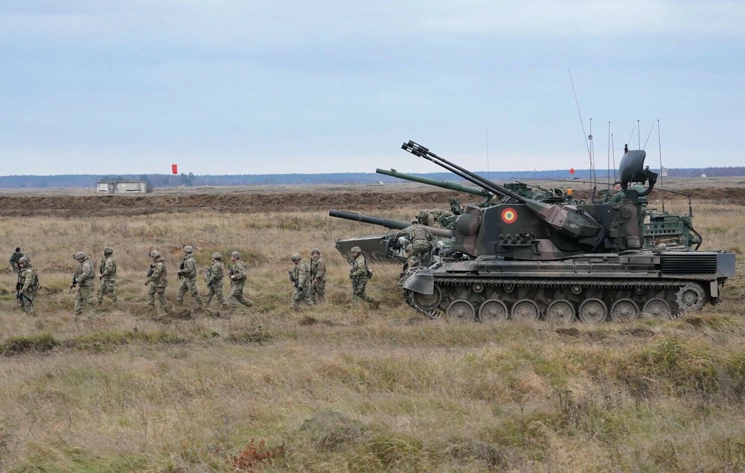 NATO sąjungininkų pratybos Lenkijoje, 2021 m. lapkritis. Janeko Skarzynskio (AFP/„Scanpix“) nuotr.