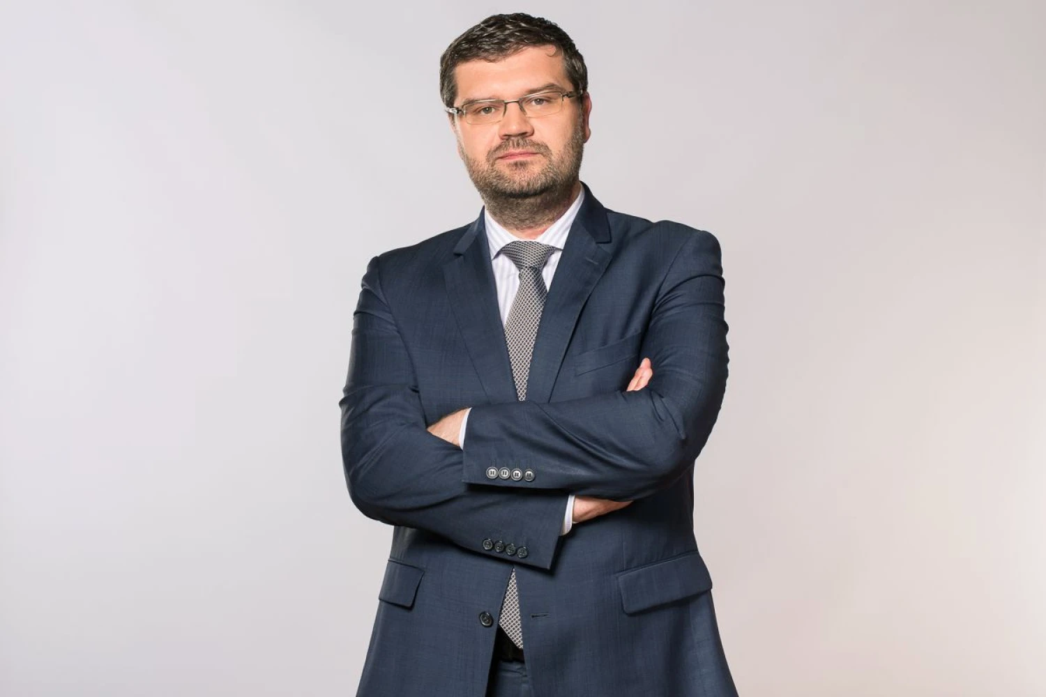 „Negali mokyti ateities technologijų, o pats gyventi praeityje. Siekiame tvarkytis taip pat efektyviai, kaip bet kuri privati įmonė“, - sako S. Jakutis.

