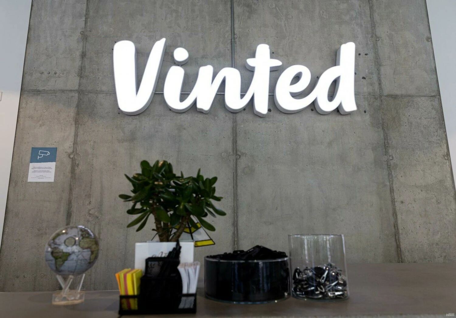 Internetinės naudotų mados prekių tarpusavio prekybos „Vinted“ biuras Vilniuje. Juditos Grigelytės (VŽ) nuotr.