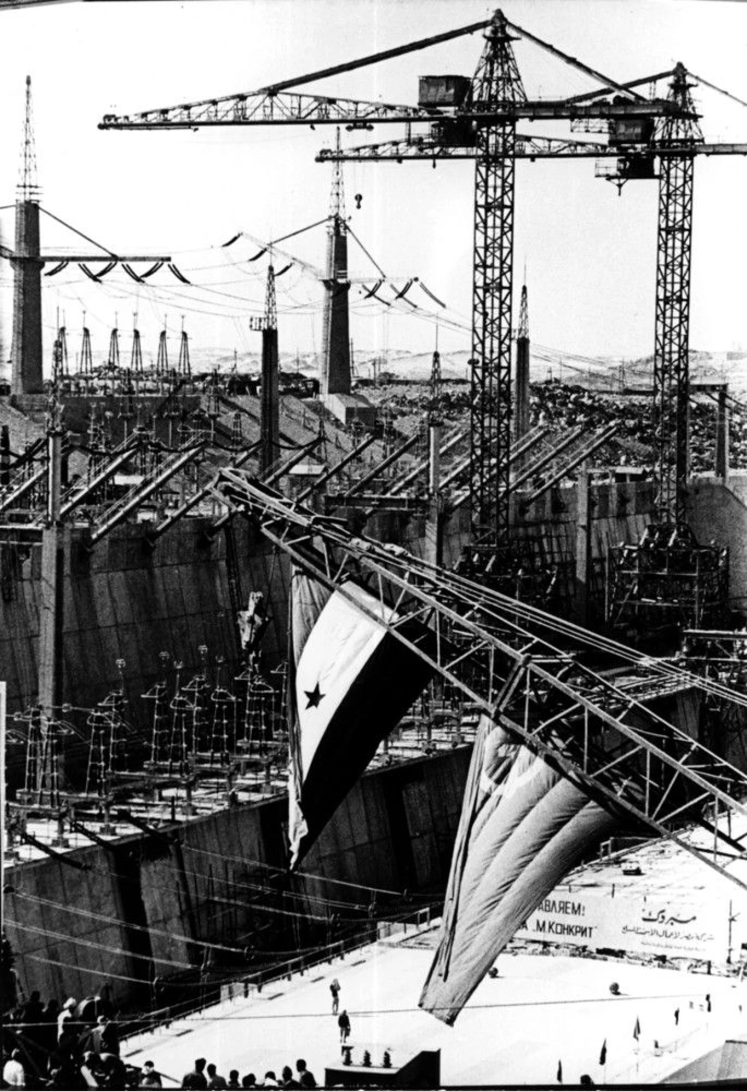 Sovietų ir Egipto draugystės viršūnė – Asuano elektrinės statybos. „akg images“ nuotr.