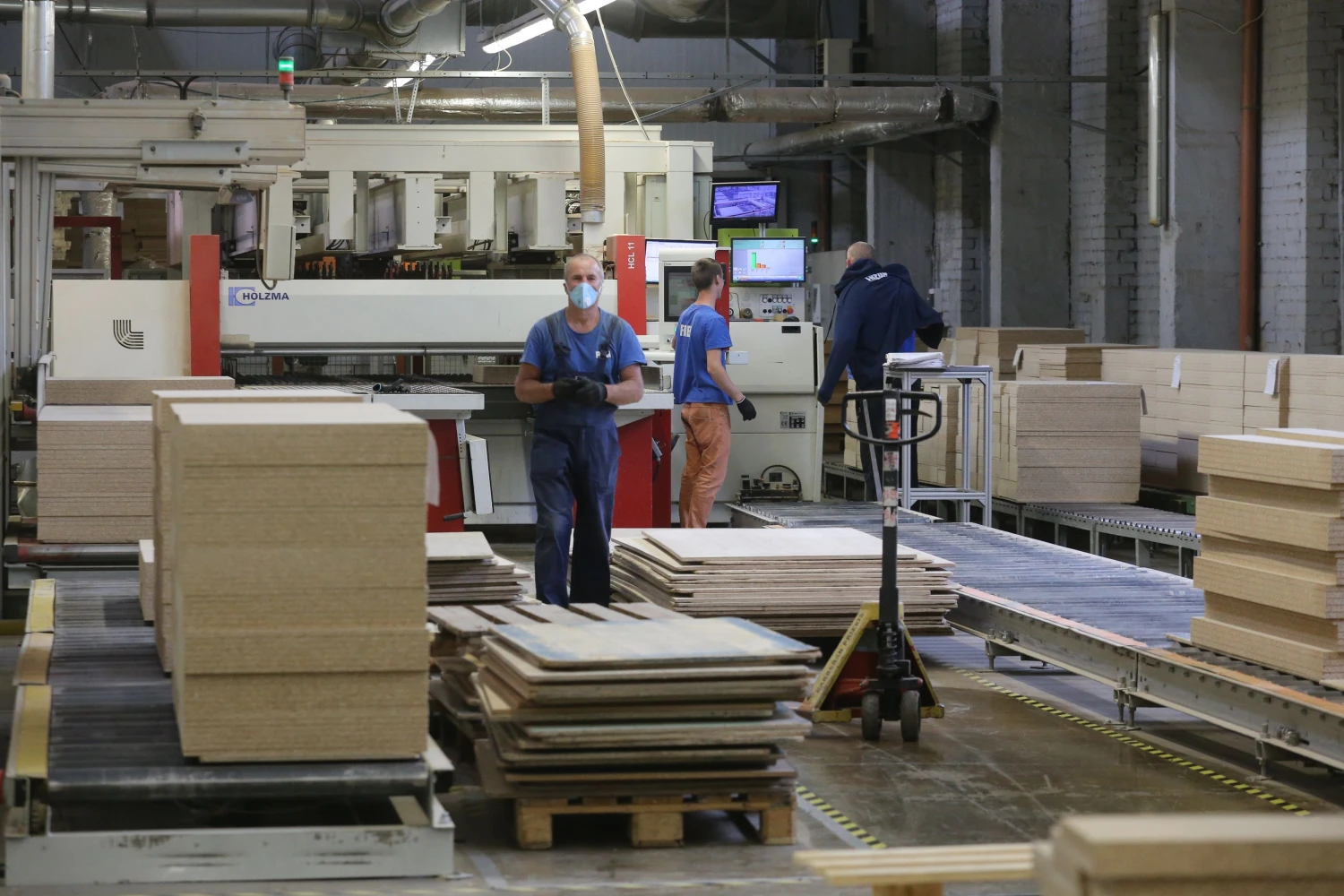 Teigiamą postūmį MTEP veikloje rodo tradicinė pramonė, štai, pavyzdžiui, baldų gamybos AB „Freda“ į našumo ir kokybės stiprinimą šiemet investavo 7,5 mln. Eur.
Algimanto Barzdžiaus (VŽ) nuotr.