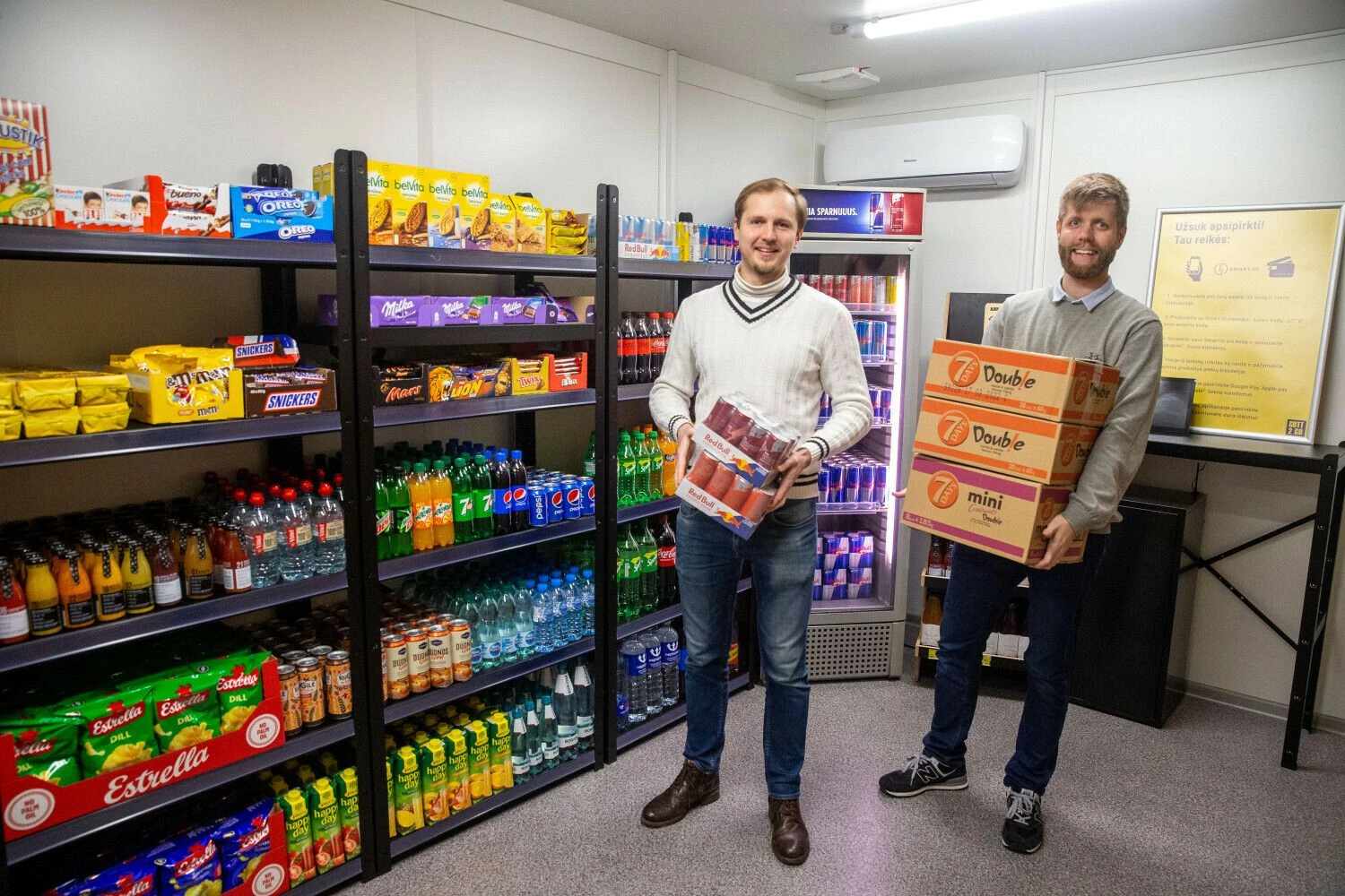 Paulius Vėželis, UAB „Traxlo“ vadovas, ir Almantas Zemblys, „Traxlo“ technikos vadovas. Vladimiro Ivanovo (VŽ) nuotr.