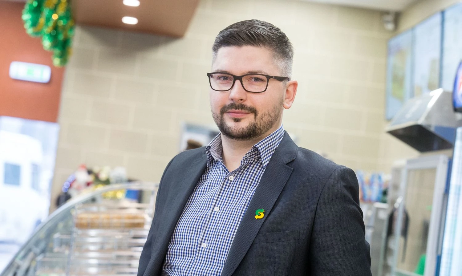 Rokas Liutkauskas, dviejų „Subway“ maitinimo įstaigų bendraturtis ir šio tinklo franšizės atstovas Lietuvoje: „Vienas iš reikalavimų: franšizės pirkėjas negali pakenkti prekės ženklui.“ Juditos Grigelytės (VŽ) nuotr.