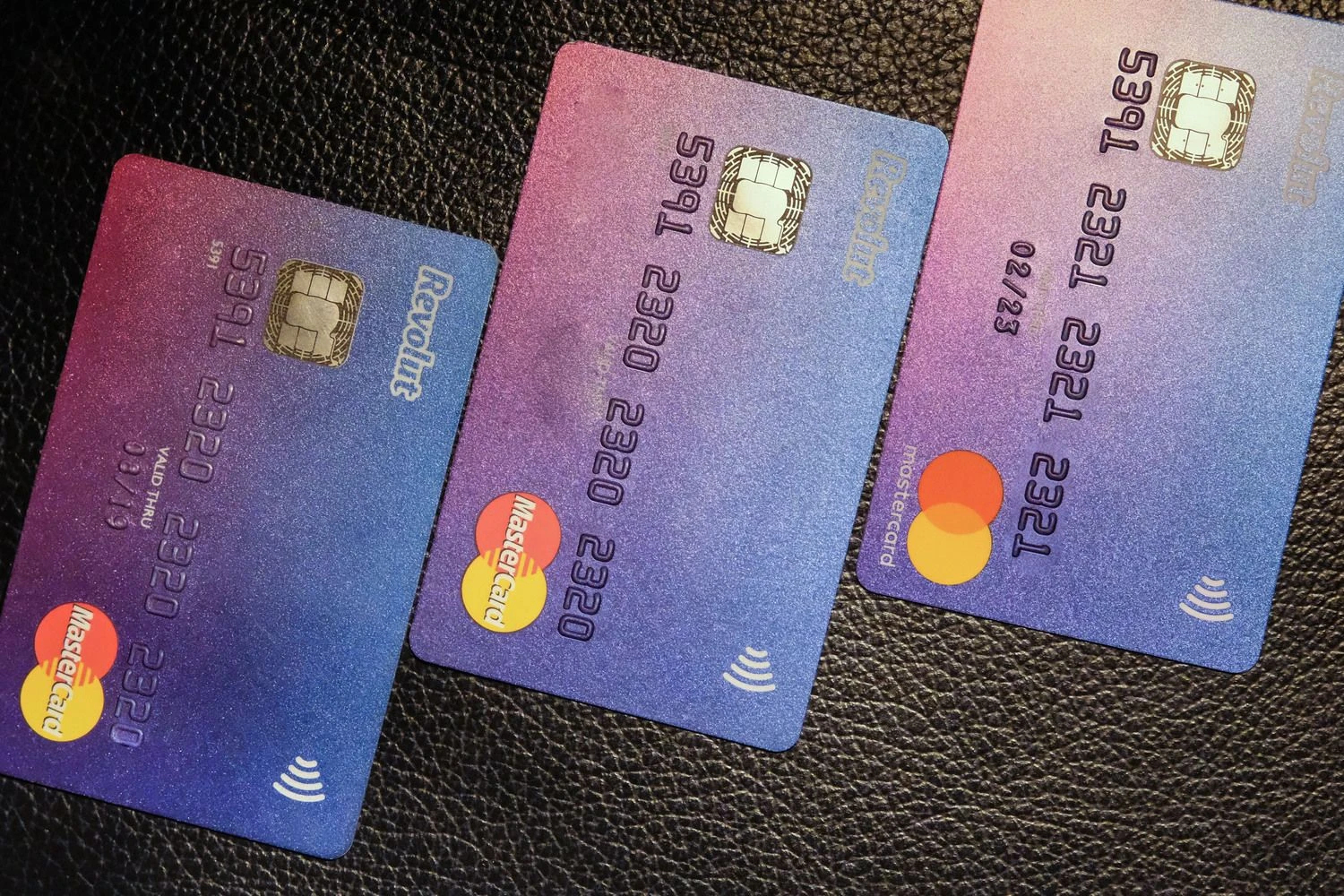 „Revolut“ banko mokėjimo kortelė. Vladimiro Ivanovo (VŽ) nuotr.