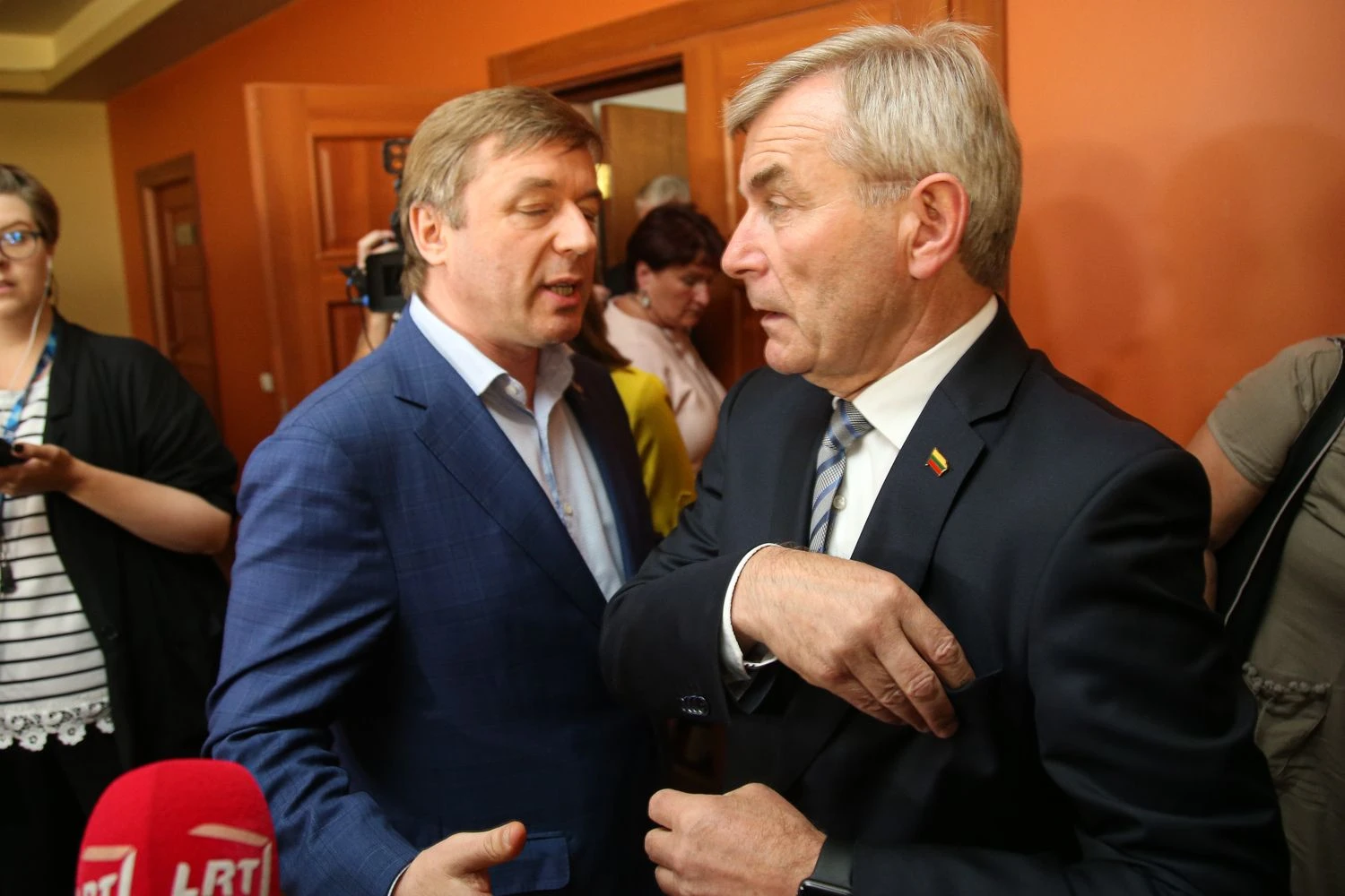 LVŽS tarybos posėdis. Ramūnas Karbauskis ir Viktoras Pranckietis. Vladimiro Ivanovo (VŽ) nuotr.