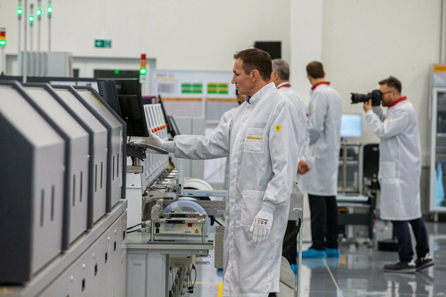 Vokietijos kapitalo bendrovės „Continental“ gamykla Kauno laisvojoje ekonominėje zonoje (LEZ). Vladimiro Ivanovo (VŽ) nuotr.