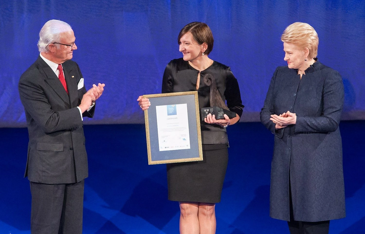 Švedijos verslo apdovanojimai. Karlas XVI Gustavas, Austėja Landsbergienė, Dalia Grybauskaitė. Juditos Grigelytės (VŽ) nuotr.