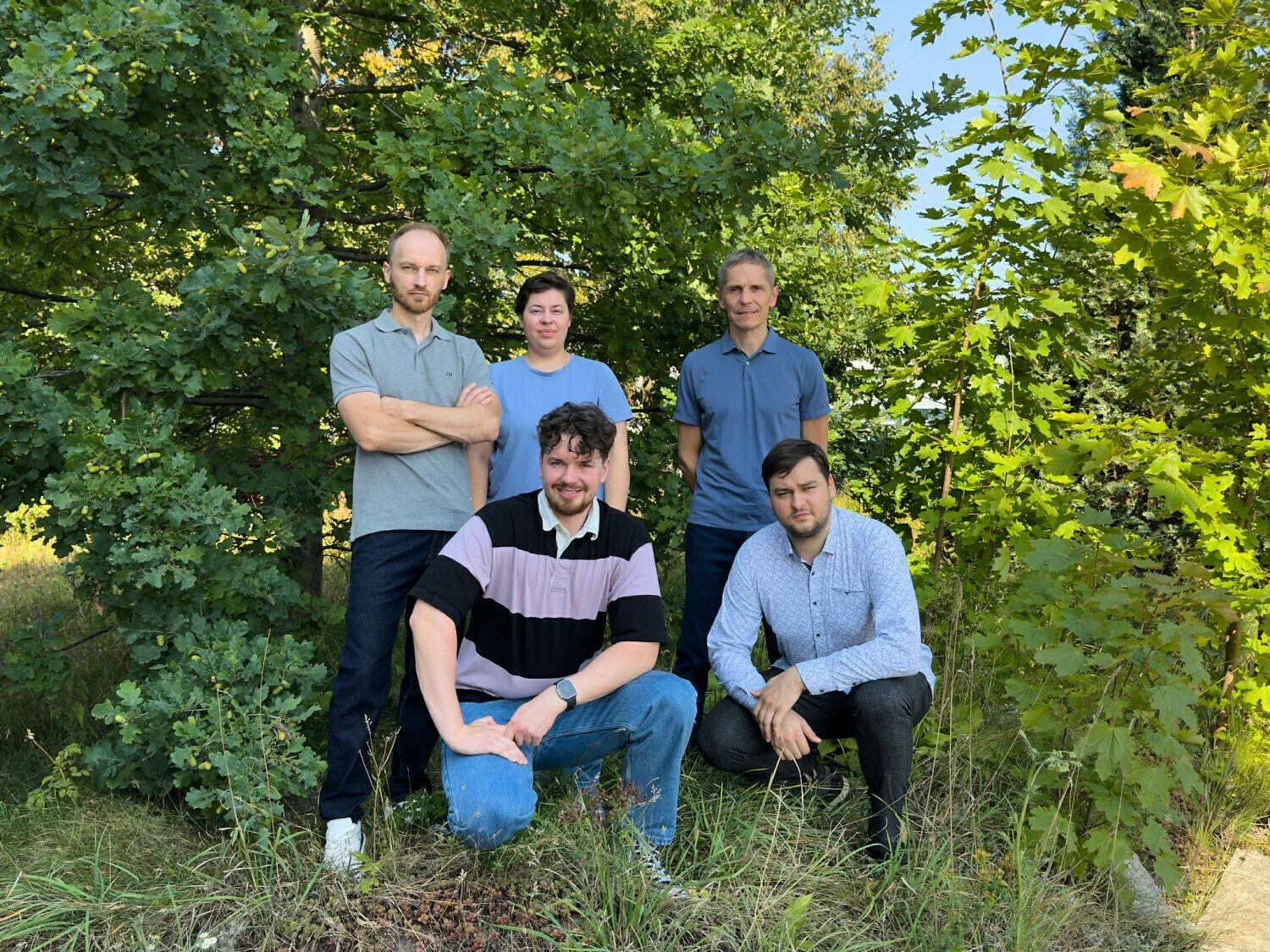 „Airvolve“ komanda: (iš kairės, viršuje) Donatas Gendvilas, Saulė Kvietkaitė, Antanas Ivancius, apačioje (iš kairės) – Tomas Narbuntas ir Darius Kuprionis. Bendrovės nuotr.