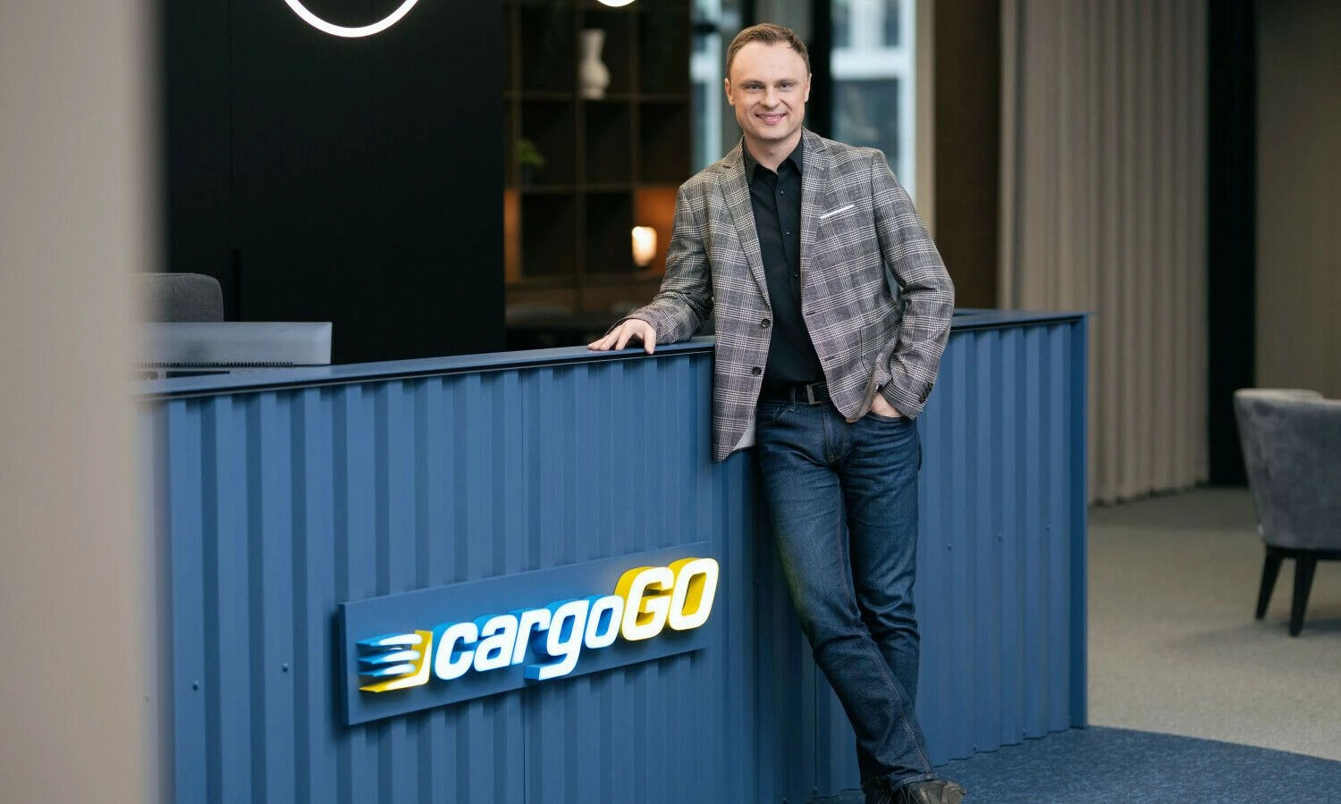 Osvaldas Švitra, „cargoGO Group“ ir UAB „cargoGO Logistics“ generalinis direktorius: „Vienas iš šios integracijos tikslų – maksimaliai „įdarbinti“ ir išnaudoti „cargoGO Logistics“ įdiegtas IT sistemas, kurios duoda puikių rezultatų optimizuojant procesus ir veiklą.“
