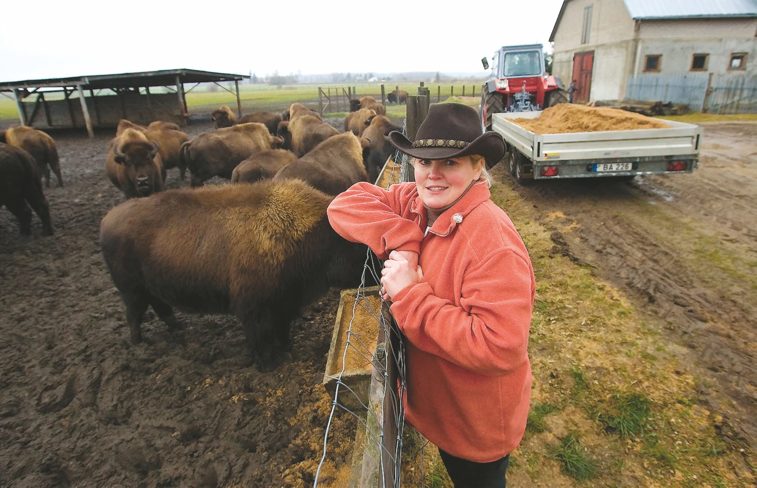 Audra Schelenz, bizonų ūkio savininkė: „Fermos ar bizonų bandos norime atsisakyti ne dėl to, kad verslas nesisektų.“ 		
Juditos Grigelytės (VŽ) nuotr.