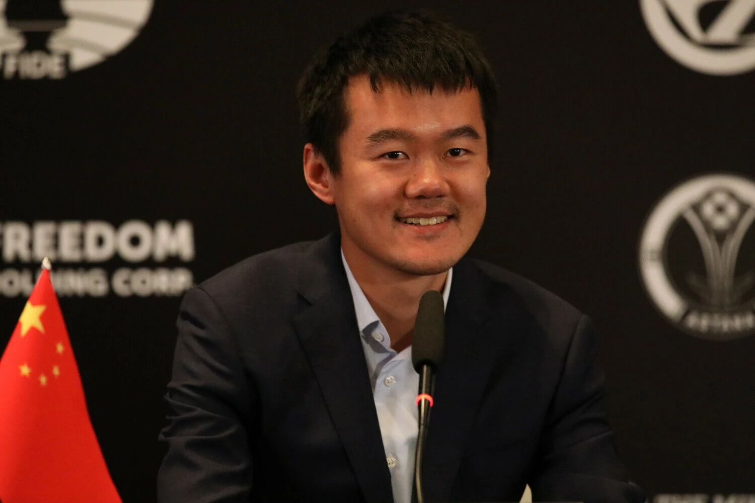 Ding Lirenas. Kalizhano Ospanovo („Zuma“ / „Scanpix“) nuotr.