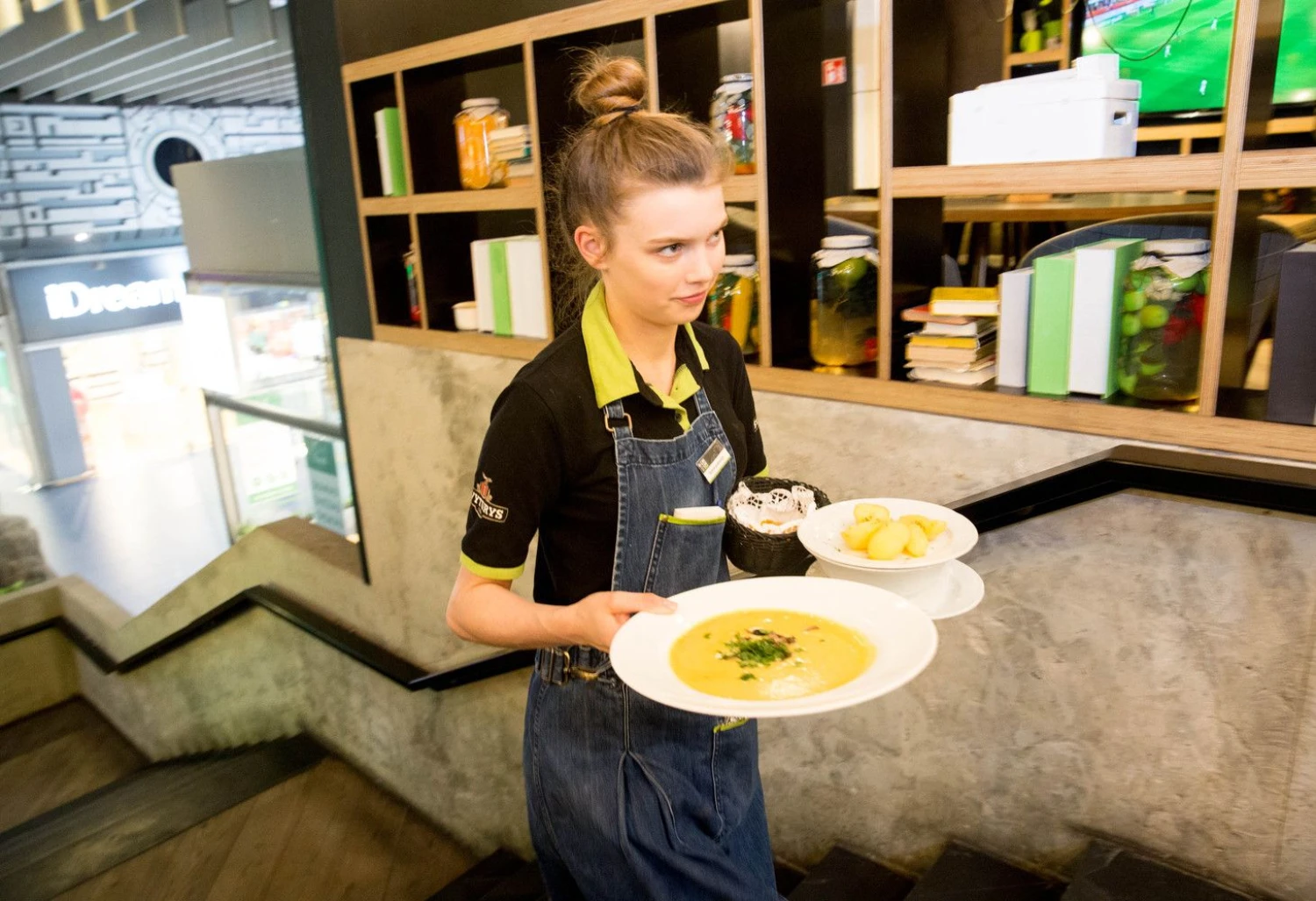 Prognozuojama, kad 2020 m. vyks tiek subalansuota maitintojų plėtra į biurų centrus, tiek mažo formato restoranėlių steigimas maisto halėse, taip pat bus atidaroma ir naujų tradicinių restoranų. Juditos Grigelytės (VŽ) nuotr.