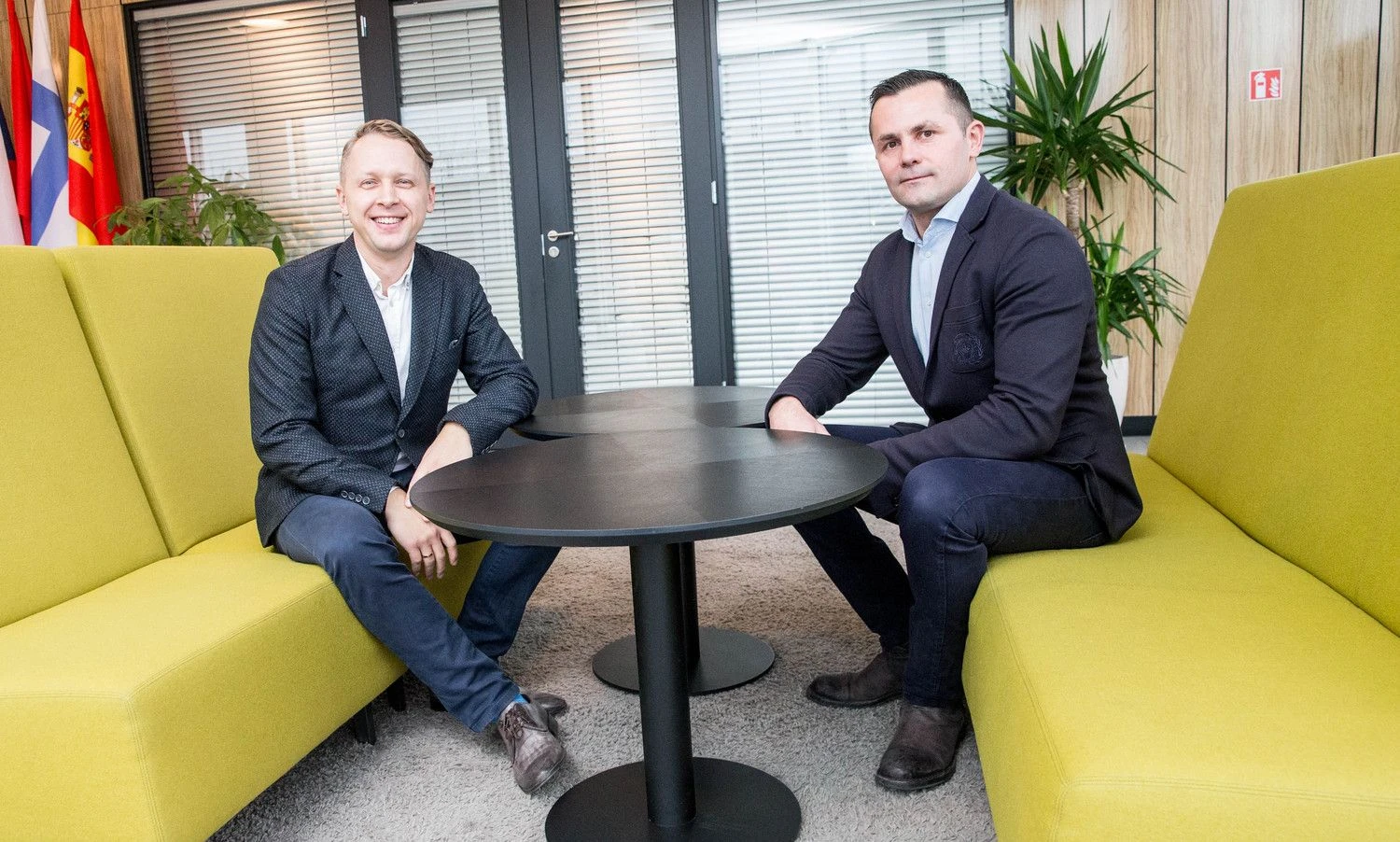 Danas Šidlauskas, UAB „East West Agro“ vykdomasis direktorius (kairėje) ir Gediminas Kvietkauskas, UAB „East West Agro“ generalinis direktorius. Juditos Grigelytės (VŽ) nuotr.