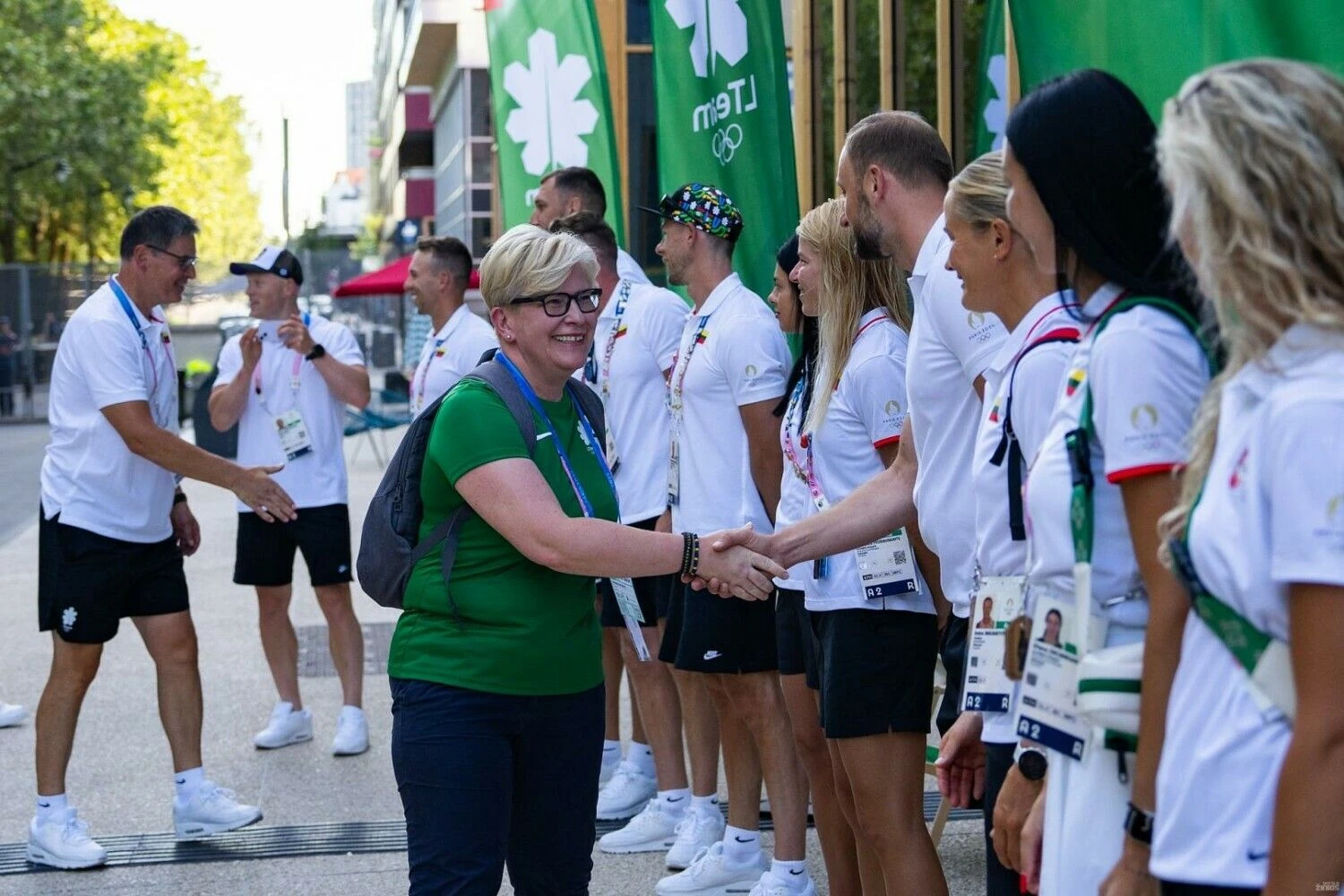 Olimpiniame kaimelyje Paryžiuje Lietuvos sportininkus aplankė premjerė Ingrida Šimonytė. Vytauto Dranginio (LTOK) nuotr.