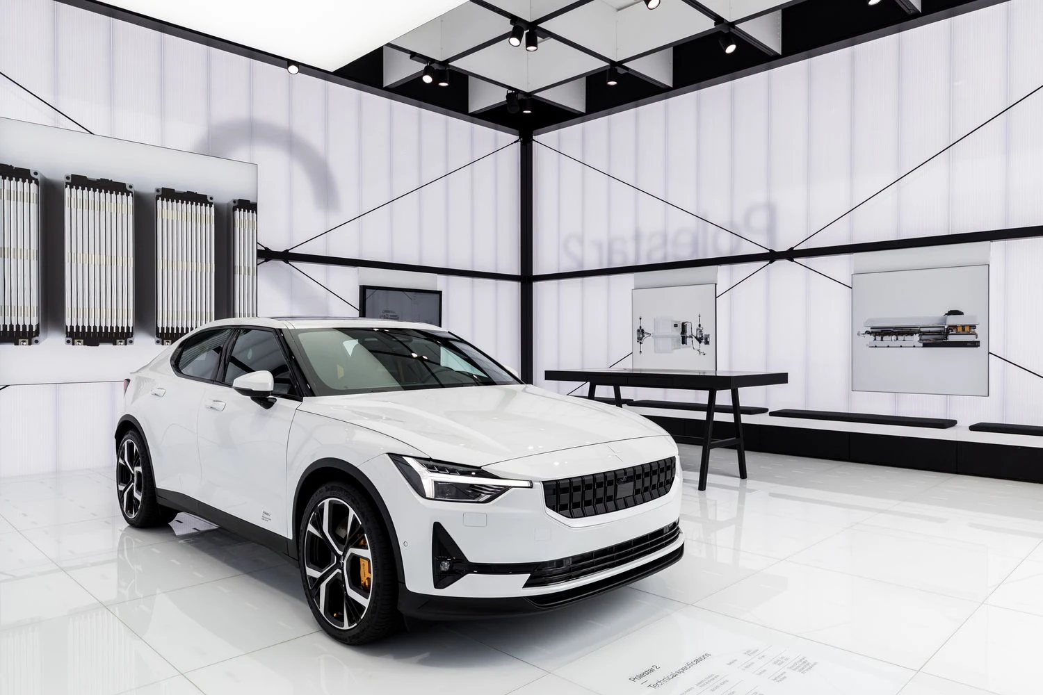 „Polestar“ įžengė į rinkos nišą, apie kurią prieš dešimtmetį nei „Volvo“, nei „Geely“ negalėjo pasvajoti. „Polestar AB“ nuotr.