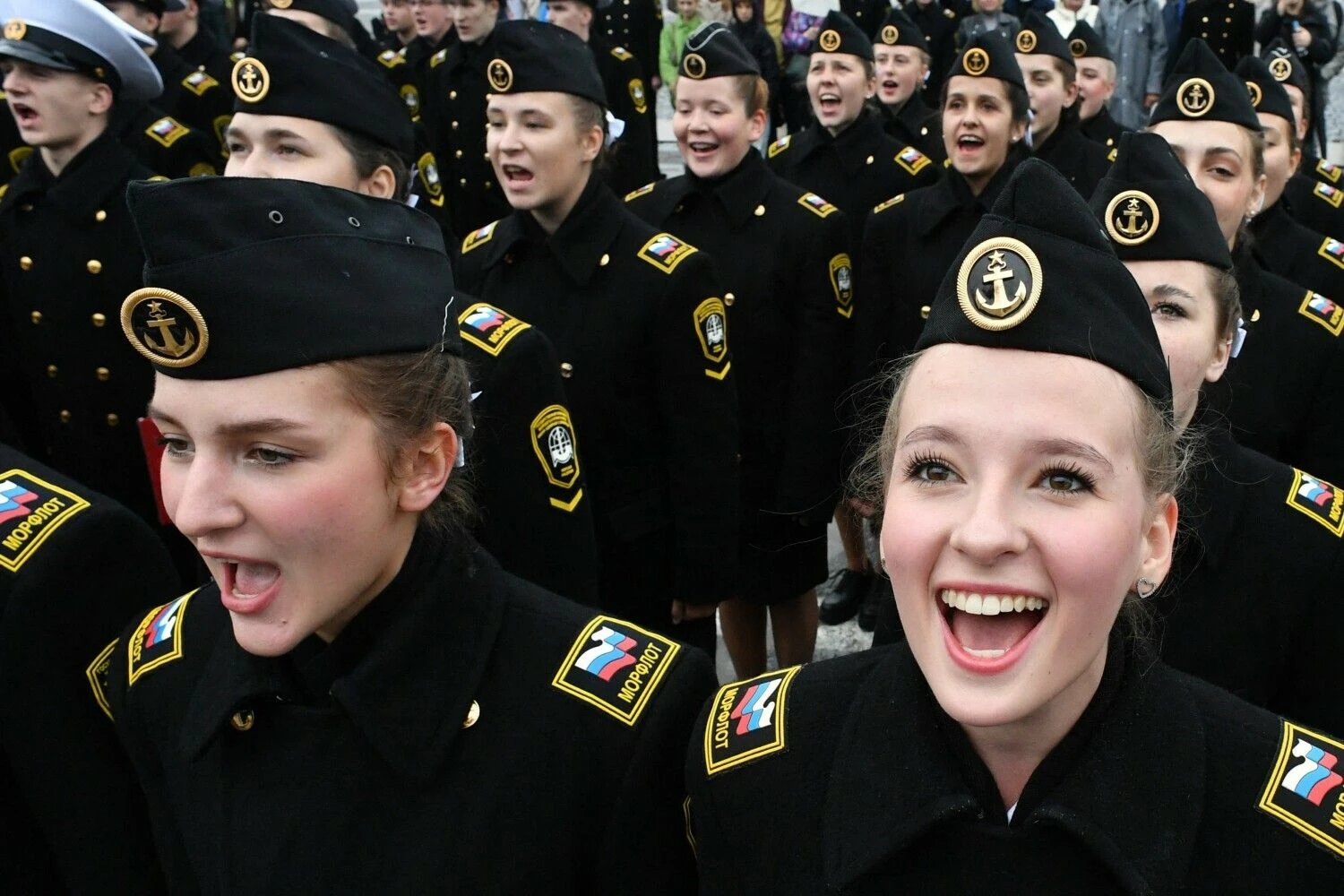 Admirolo Makarovo valstybinio jūrų ir upių laivyno universiteto kadetės. Olgos Maltsevos (AFP / „Scanpix“) nuotr.