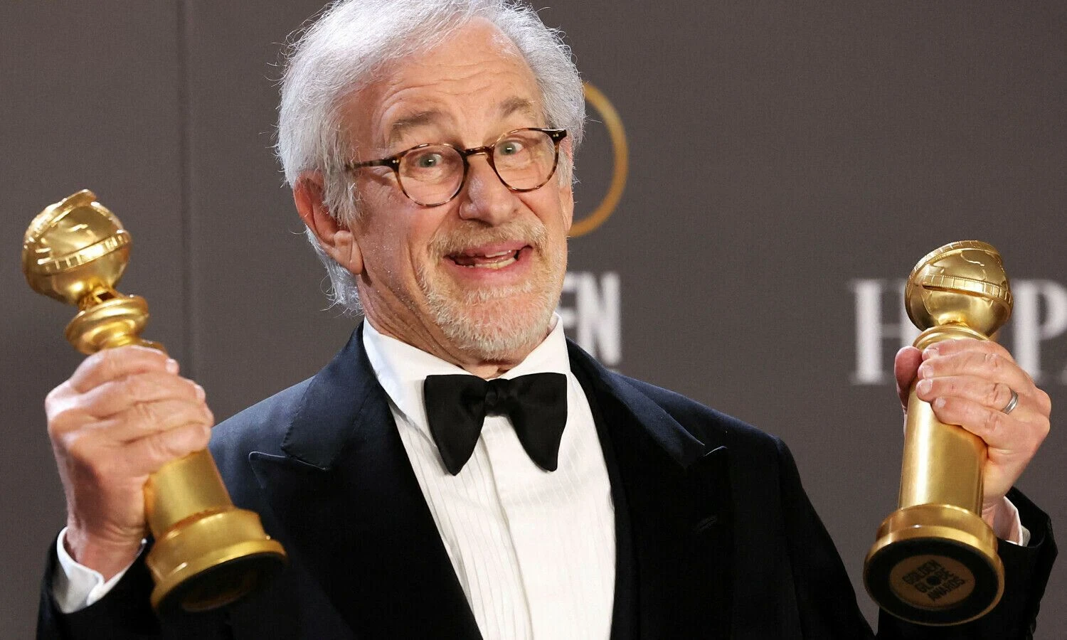 80-ųjų „Auksinių gaublių“ apdovanojimų ceremonijoje S. Spielbergas įvertintas už geriausią filmo režisūrą ir geriausią filmą „Fabelmanai“. 2023 m. sausio 10 d. Mario Anzuoni („Reuters“ / „Scanpix“) nuotr.