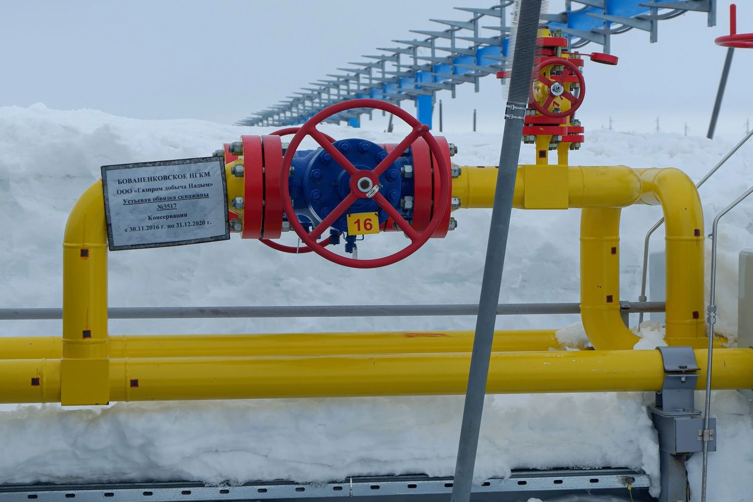 Jamalo pusiasalis, „Gazprom“ Bovanenkovo dujų telkinys.  Naglio Navako (VŽ) nuotr.