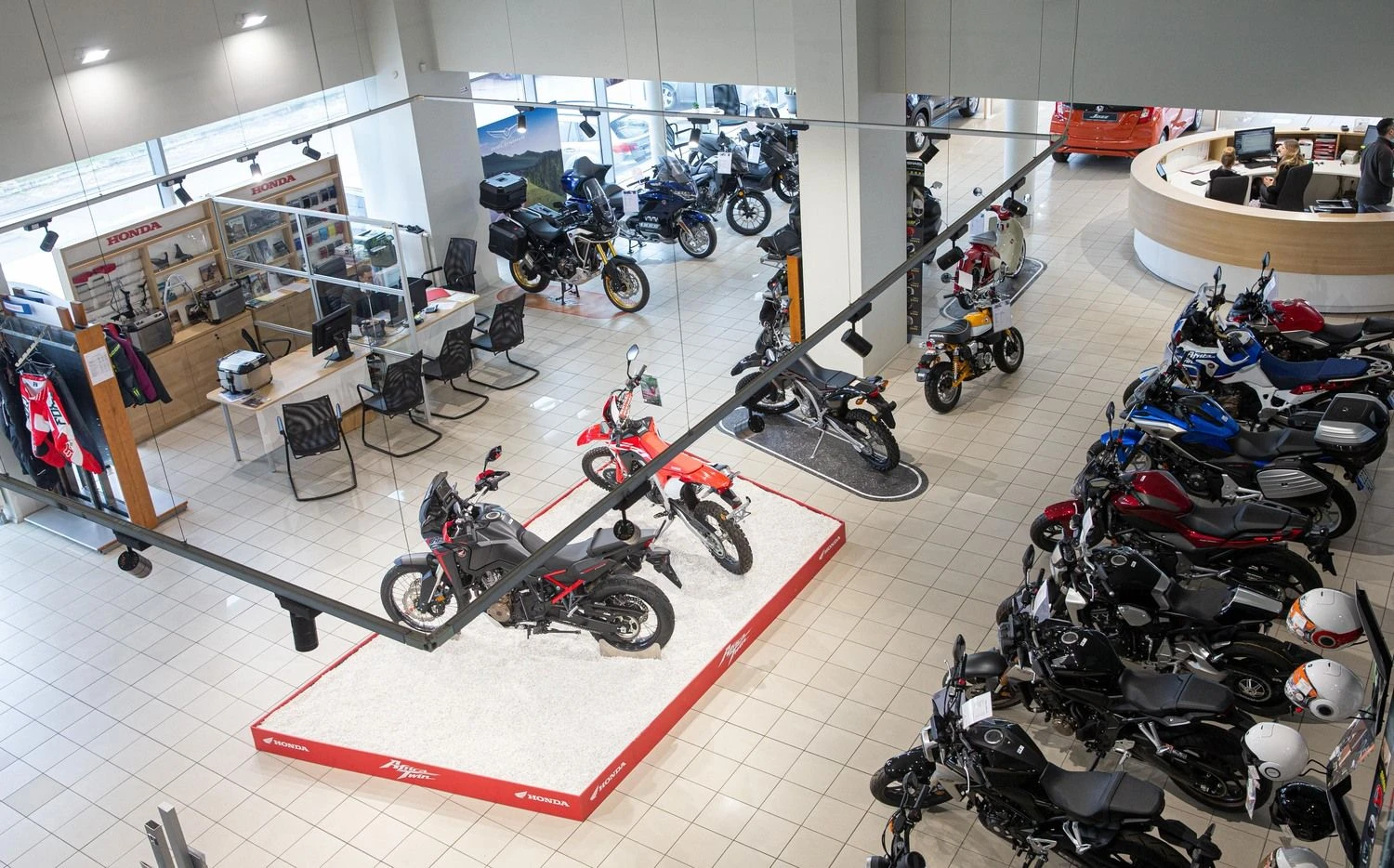 Supaprastinti reikalavimai norintiems vairuoti lengvuosius motociklus. Juditos Grigelytės (VŽ) nuotr.