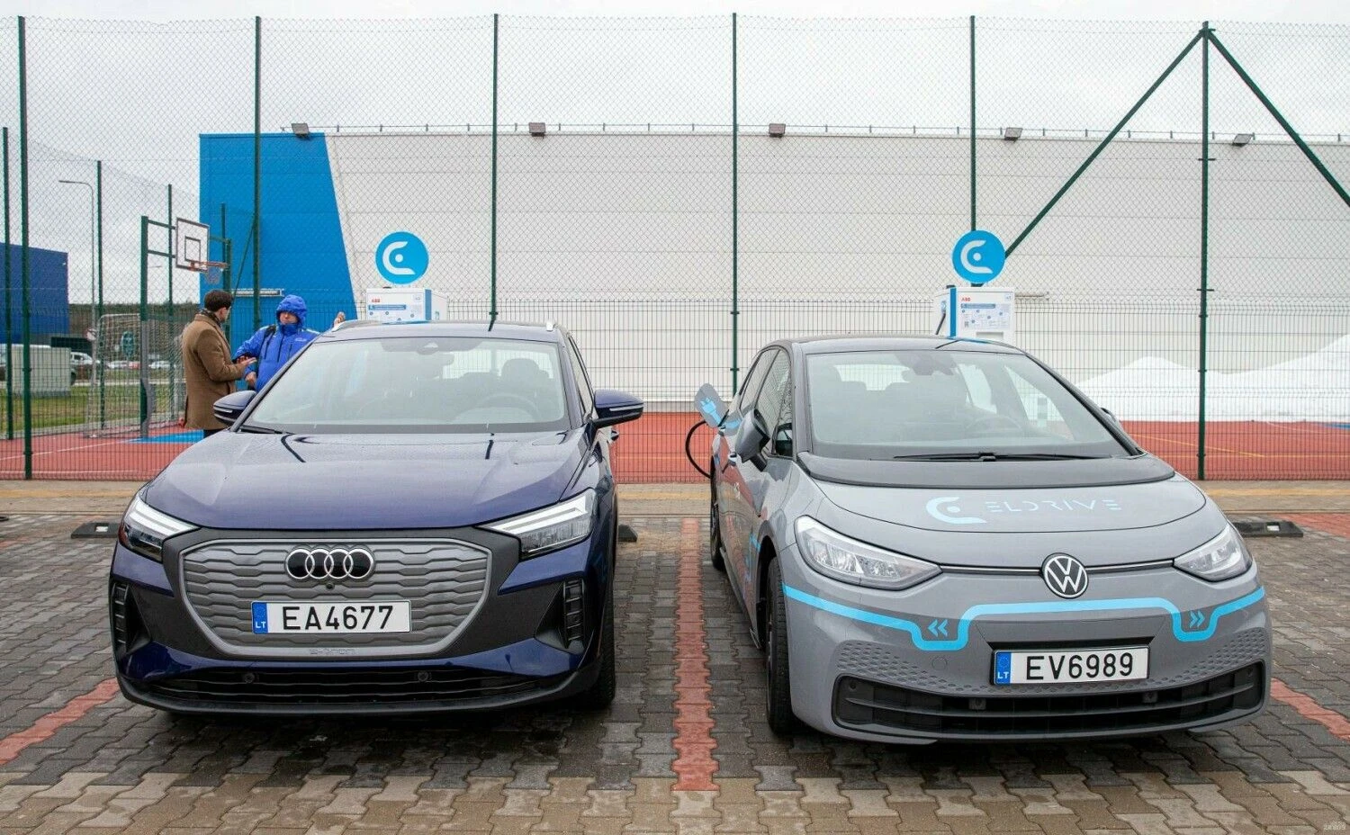 „Eldrive“ elektromobilių įkrovimo stotelė. Juditos Grigelytės (VŽ) nuotr.