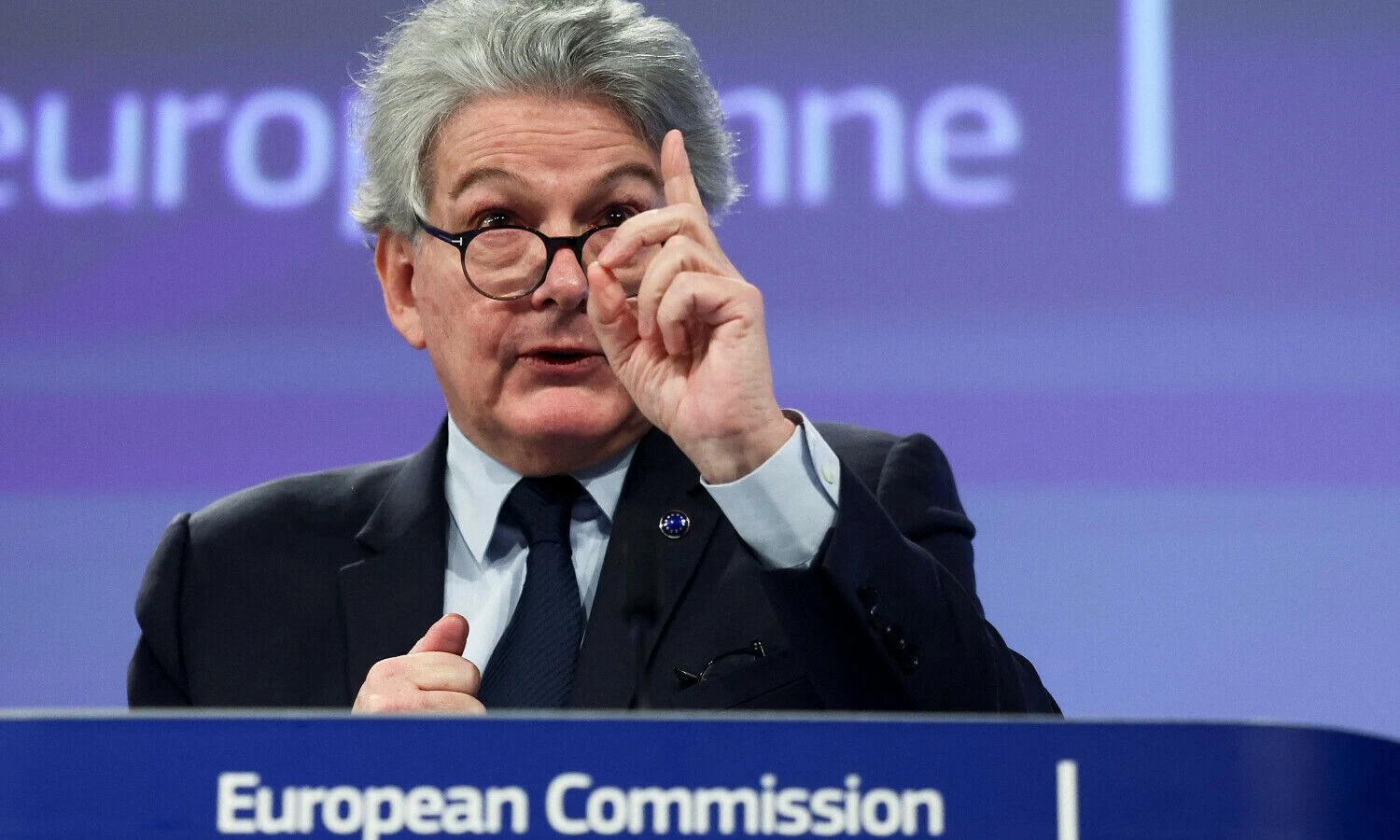 Už vidaus rinką atsakingas eurokomisaras Thierry Bretonas. Yves‘o Hermano („Reuters“ / „Scanpix“) nuotr.