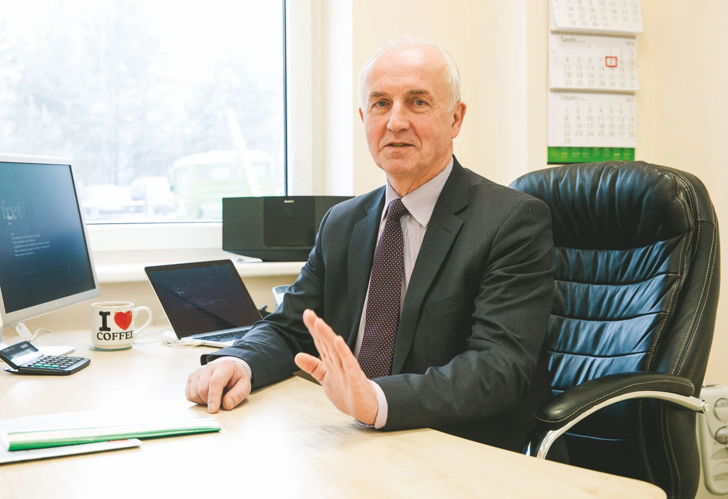 Arūnas Makauskas, UAB „Ecoservice“ generalinis direktorius: „Ecoservice“ šiandien teikia platesnes paslaugas, nei jas teiks MBA įrenginiai, – mes šiandien į sąvartyną nevežame nė vieno kilogramo atliekų, viską, ką surenkame, išrūšiuojame, daug sudeginame Klaipėdoje.“ Juditos Grigelytės (VŽ) nuotr. 