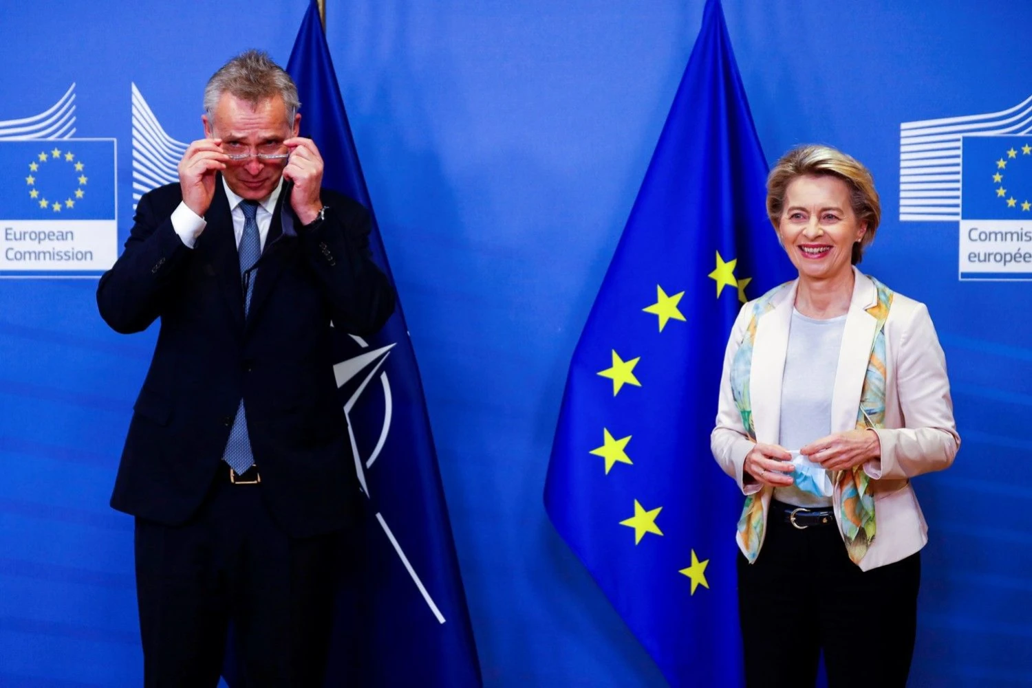 Europos Komisijos vadovė Ursula von der Leyen ir NATO generalinis sekretorius Jensas Stoltenbergas. Francisco Seco (Reuters/Scanpix) nuotr. 