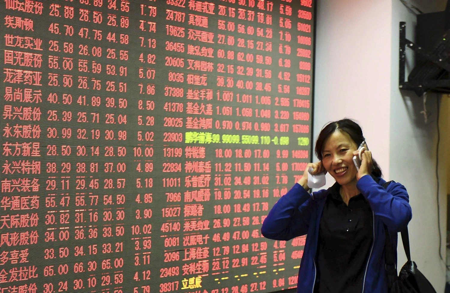 TVF kol kas nekeitė Kinijos augimo prognozių šiems ir kitiems metams, tačiau pripažįsta, kad iš Pekino kylantys virpesiai pasauliui turi didesnę įtaką nei tikėtasi. „Reuters“ / „Scanpix“ nuotr.