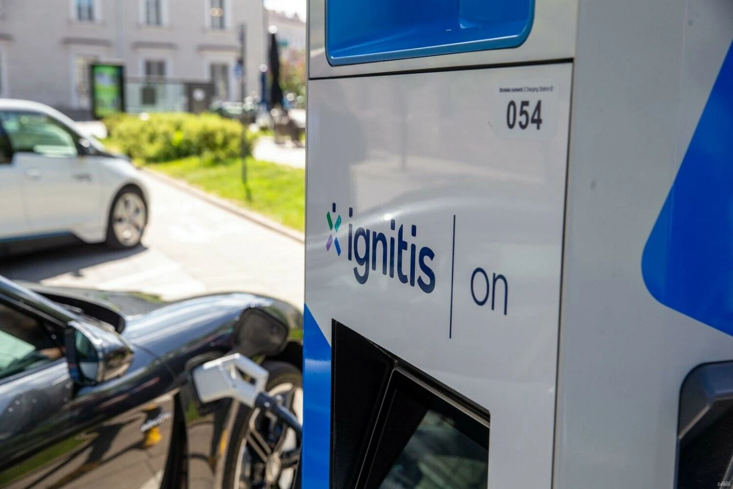 „Ignitis ON“ elektromobilių įkrovimo stotelė. Vladimiro Ivanovo (VŽ) nuotr.