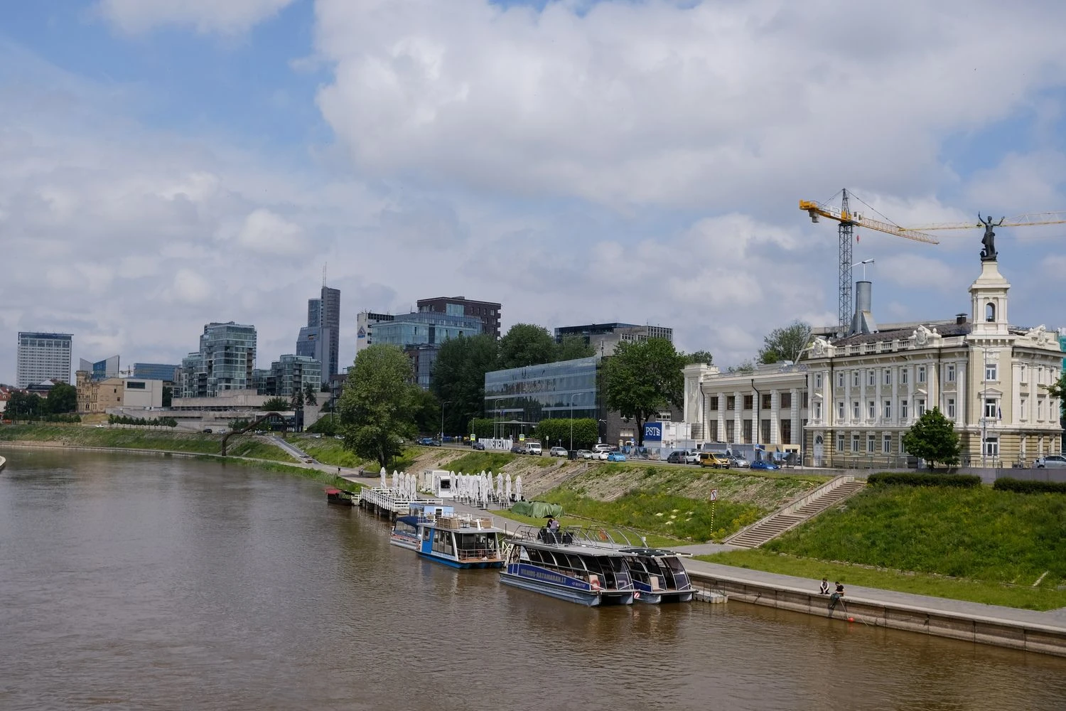 Neries krantinė Vilniuje. Vladimiro Ivanovo (VŽ) nuotr.