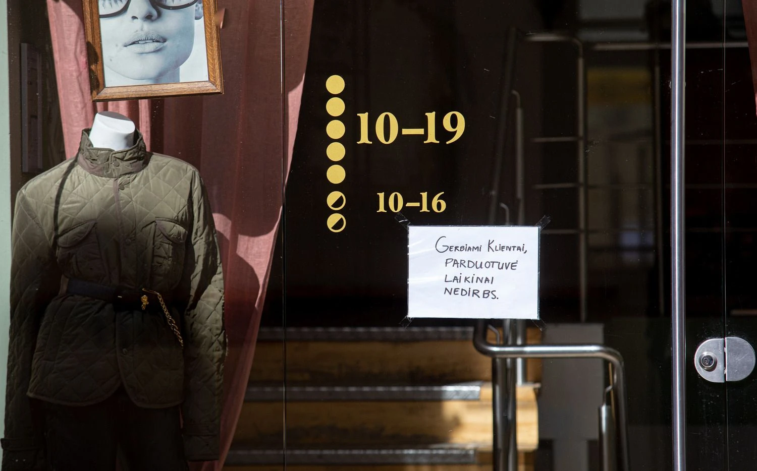 Kovo 26 d. Vilniaus vaizdai, Lietuvoje karantinas. Juditos Grigelytės (VŽ) nuotr.