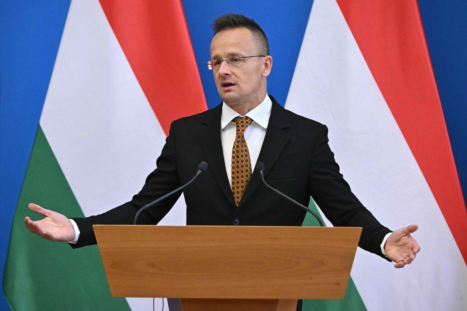 Peteris Szijjarto, Vengrijos užsienio reikalų ministras. Atillos Kizbenedek (AFP / „Scanpix“) nuotr.