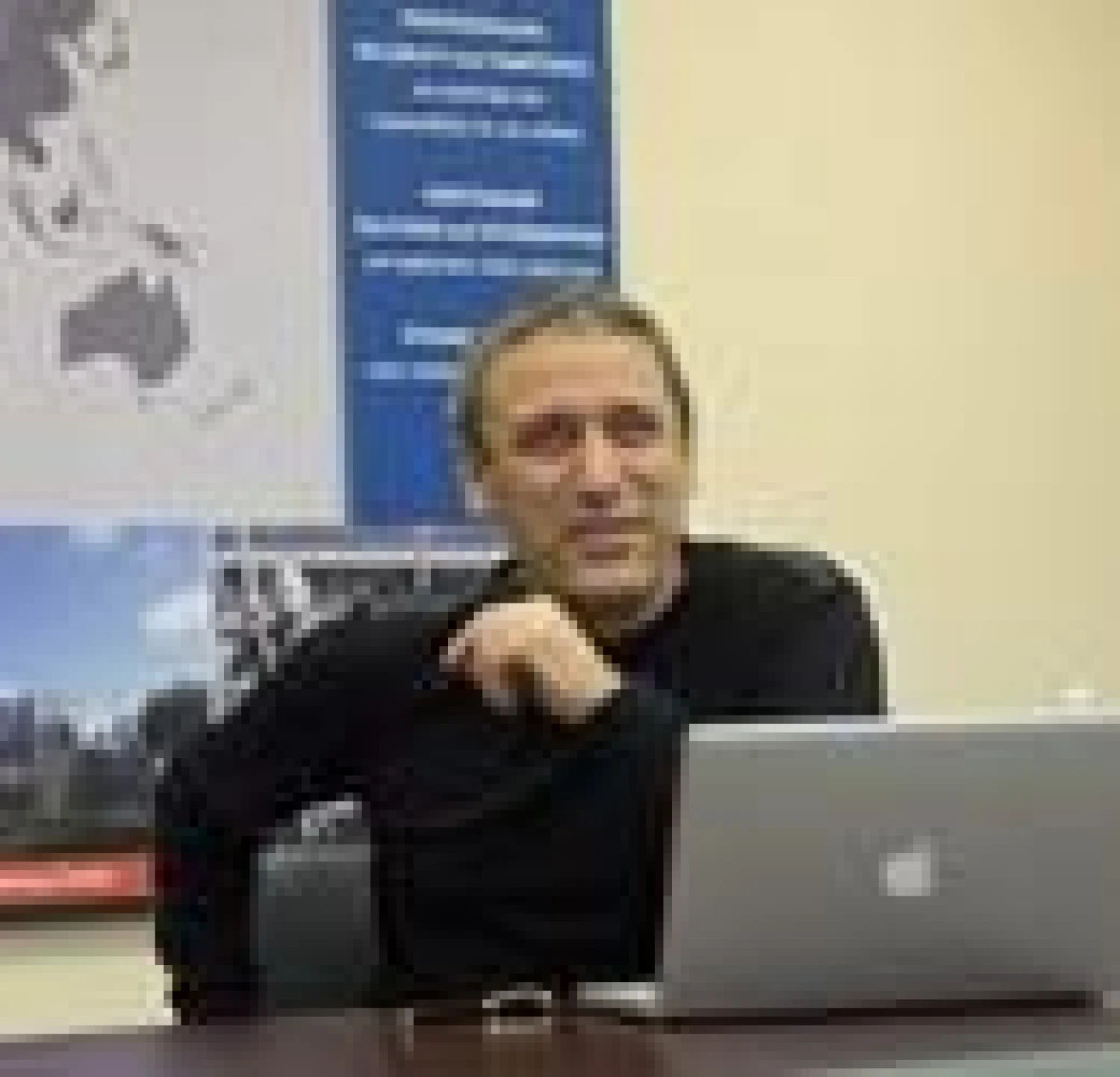 Aleksandras Gridinas, laivų statybos ir remonto, pramoninio alpinizmo ir kitas statybos paslaugas vystančios kompanijų grupės "Gridins group" direktorių valdybos pirmininkas.