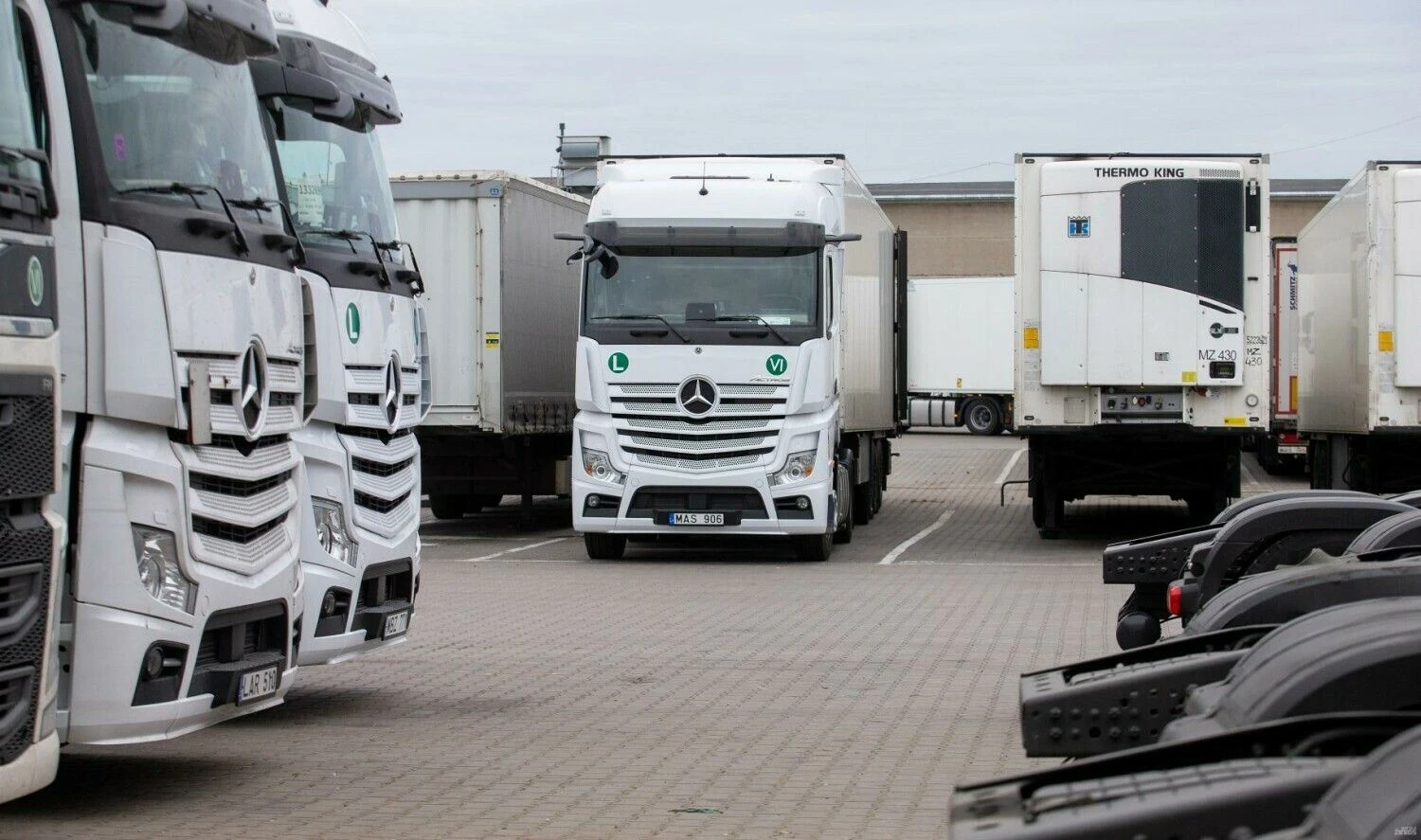 Kelių transporto ir krovinių ekspedijavimo įmonės sukuria per 80% sektoriaus vertės. Juditos Grigelytės (VŽ) nuotr.