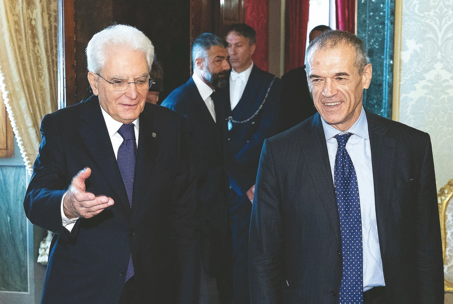 Italijos prezidentas Sergio Mattarella pavedė formuoti vyriausybės kabinetą Carlo Cottarelli. „Reuters“ / „Scanpix“ nuotr. 