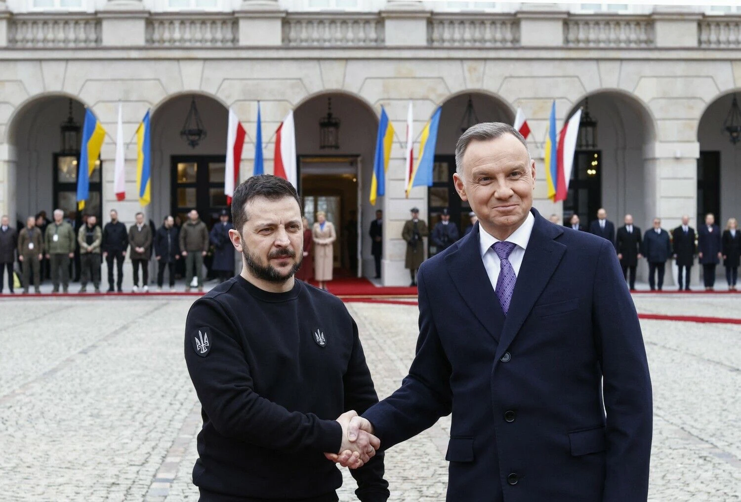 Volodymyras Zelenskis, Ukrainos prezidentas, ir Andrzejus Duda, Lenkijos prezidentas. Wojteko Radwanskio (AFP /„Scanpix“) nuotr.