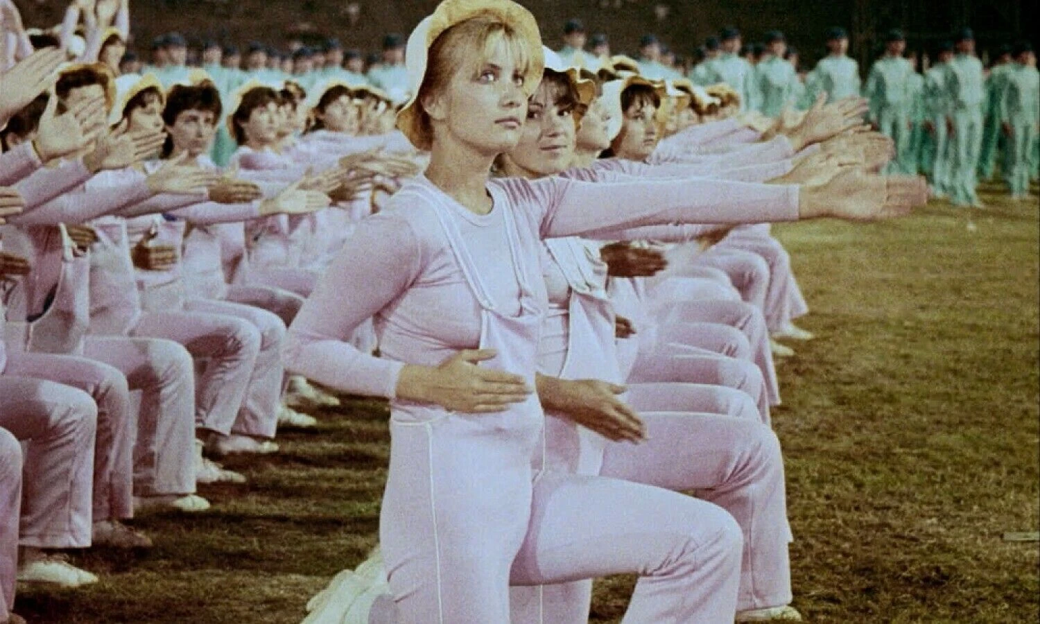 Kadras iš filmo „Tarp dviejų revoliucijų“. VDFF nuotr.