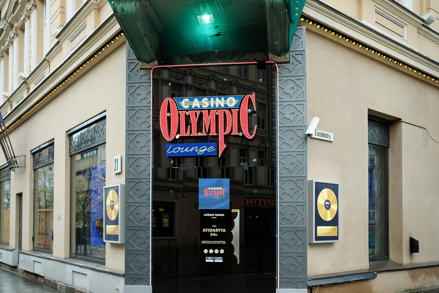 „Olympic Casino“ iškaba. Vladimiro Ivanovo (VŽ) nuotr.