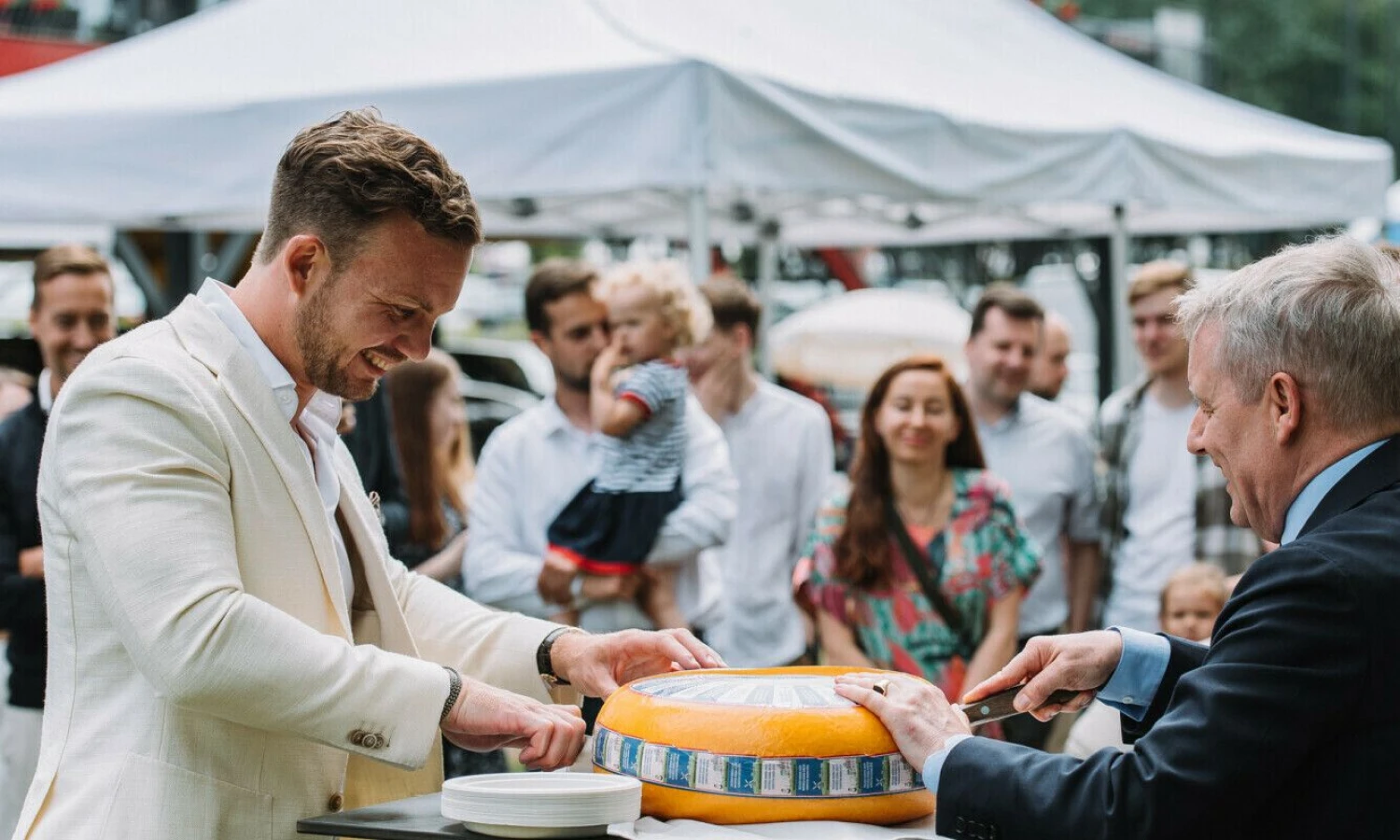 Hyarchis generalinis direktorius Adriaan Hoogduijn ir Nyderlandų ambasadorius Jack Twiss Quarles van Ufford.
