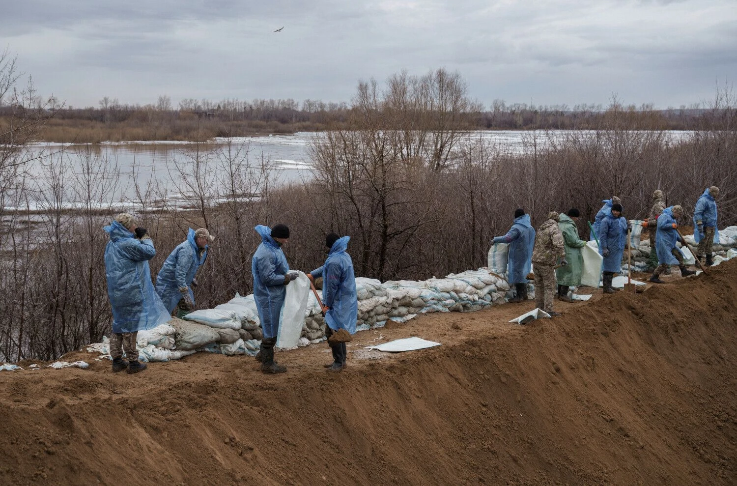 Potvynis Kazachstane. Turaro Kazangapovo („Reuters“/„Scanpix“) nuotr.