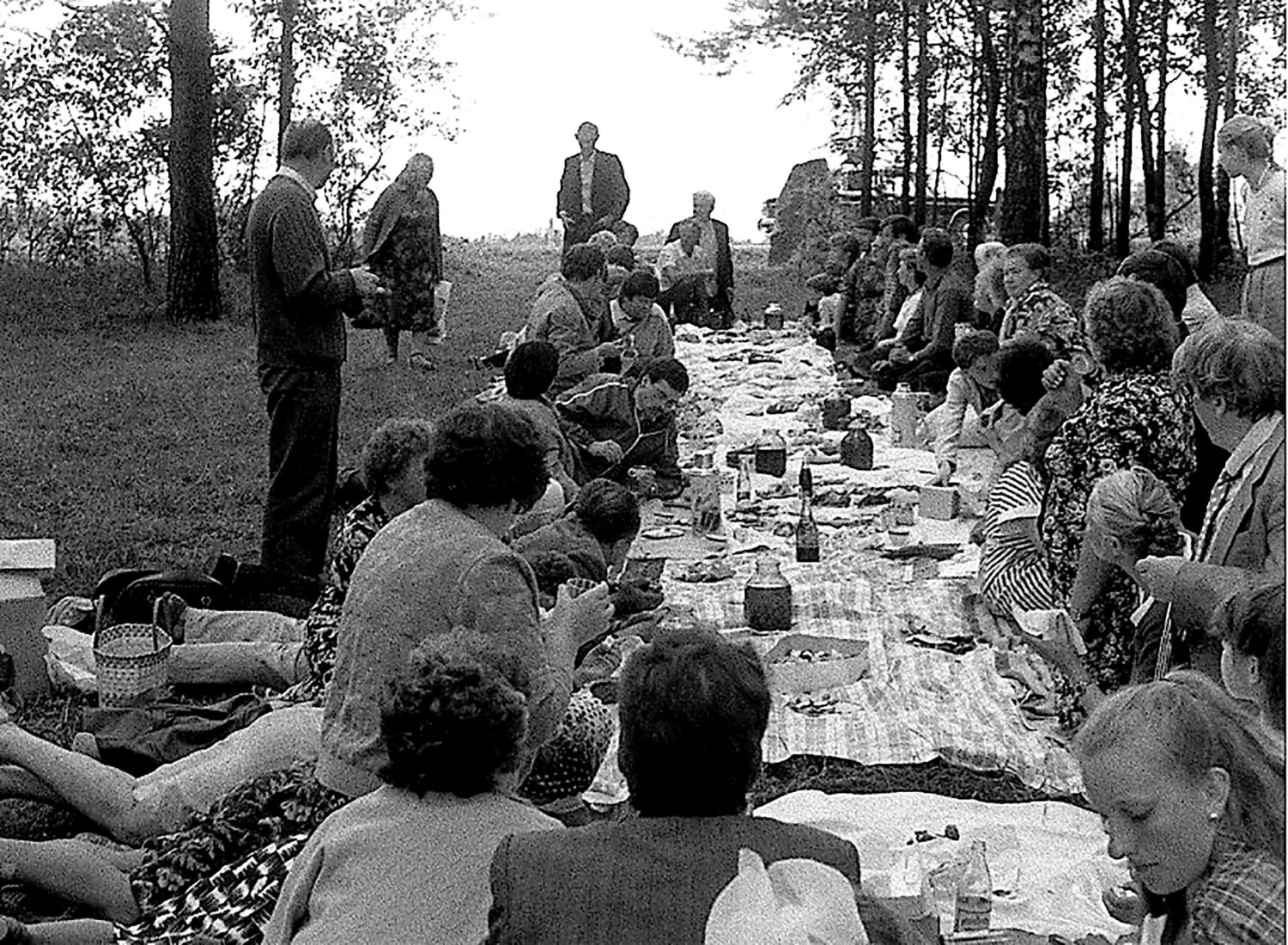 Kadras iš H. Šablevičiaus filmo „Pabuvam savam lauki“, 1988 m.
Rengėjų nuotr.