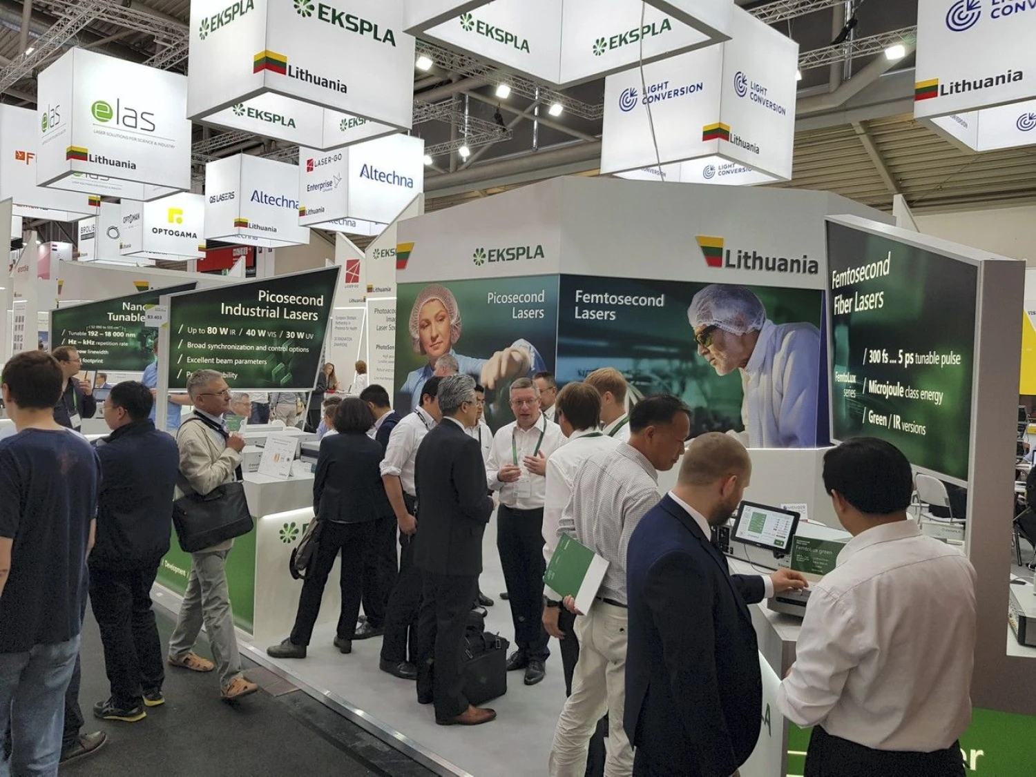 Lietuvos stendas parodoje „Laser World of Photonics 2019“ Miunchene. Lauryno Ūkanio („Ekslpa“) nuotr.