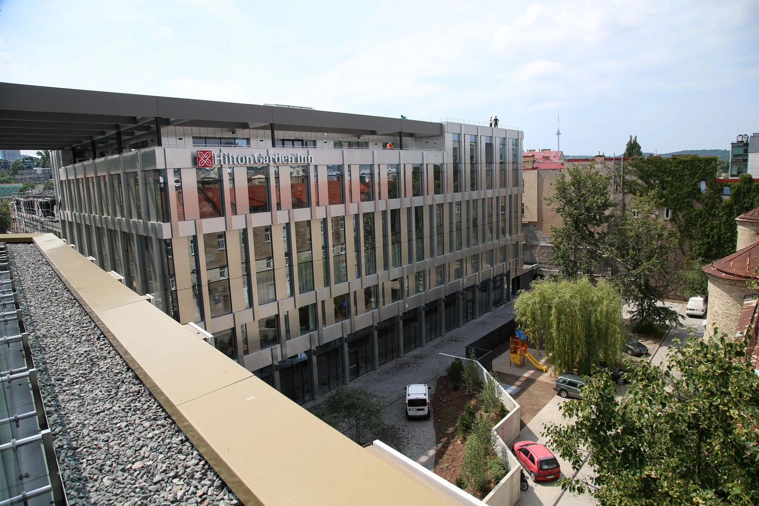 „Live Square“ statybos Vilniuje, Gedimino prospekto ir V. Kudirkos g. sankirtoje. Vladimiro Ivanovo (VŽ) nuotr.