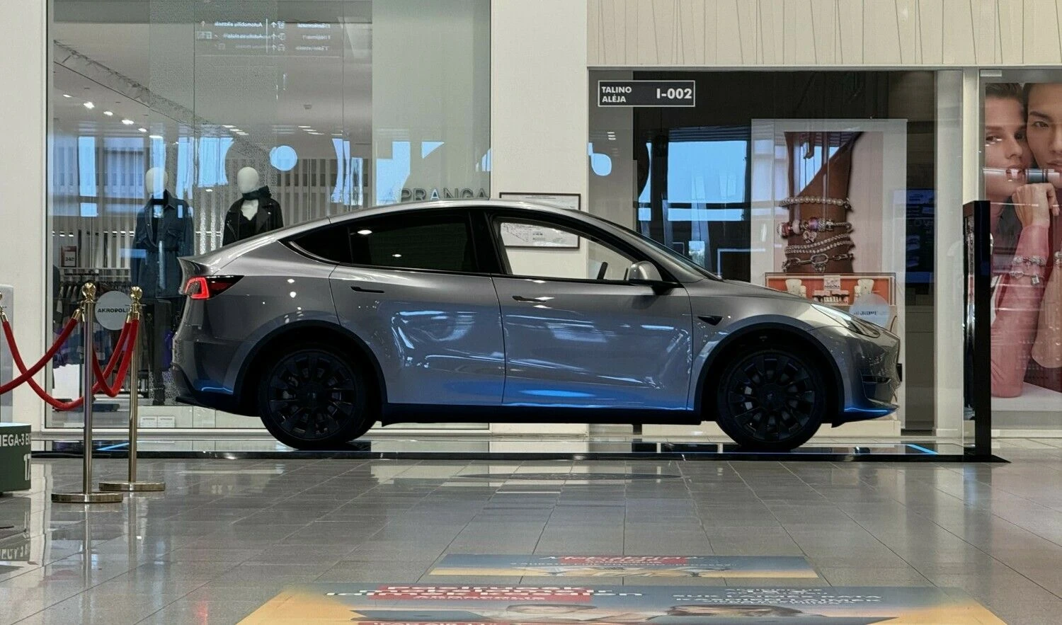 „Tesla“ automobilis. Teslos komandos Lietuvoje nuotr.