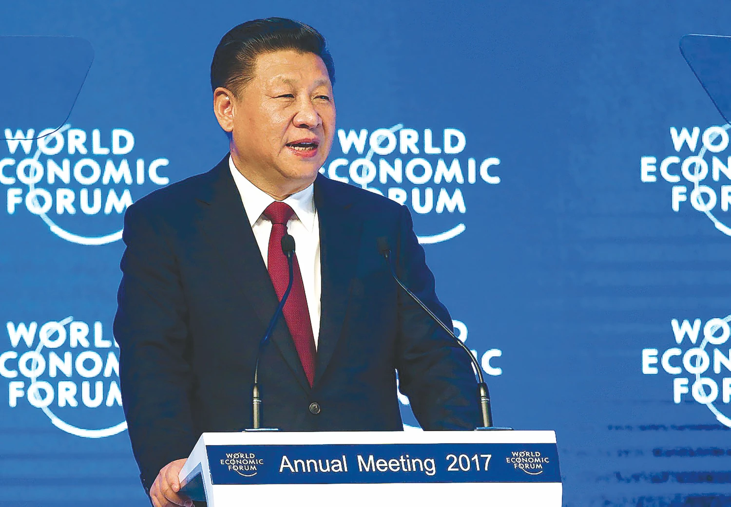 Xi Jinpingas tapo pirmuoju Kinijos vadovu, apsilankiusiu Davoso forume.
rubeno spricho („REUTERS“ / „scanpix“) nuotr. 