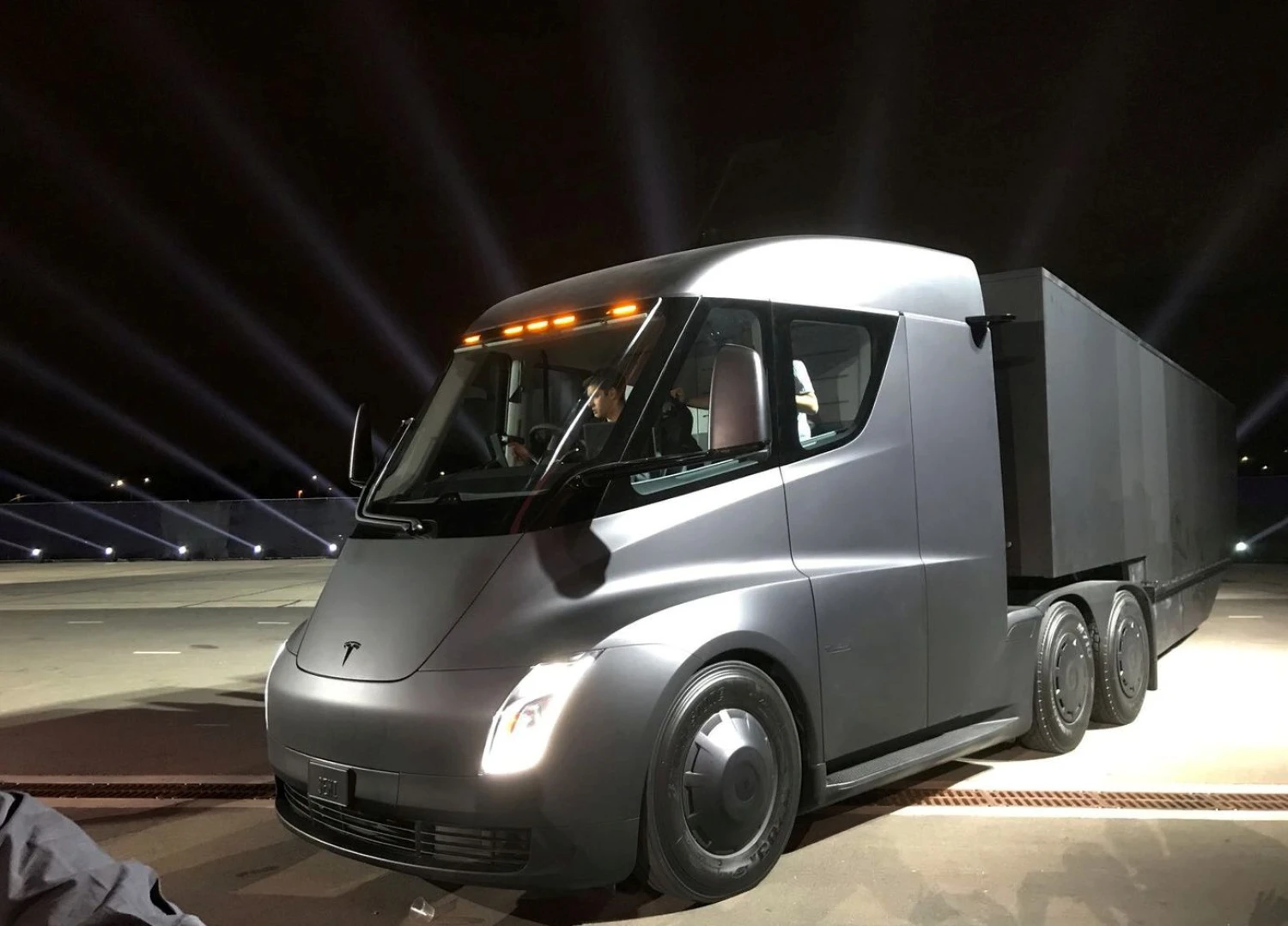 „Tesla Semi“ vilkiko pristatymas. Alexandria Sage („Reuters / „Scanpix“) nuotr.
