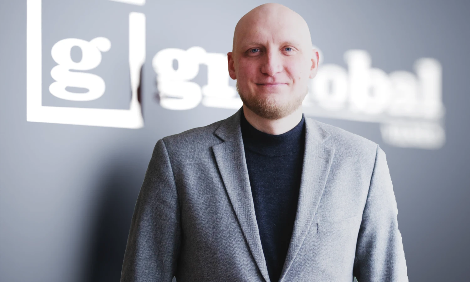 Justas Grigėnas, AB „Grafobal Vilnius“ komercijos direktorius: „Ir su kartonu, ir su plastiku viskas yra gerai, kol jie nugula rūšiavimo konteineryje, o ne šiukšlyne ar upelyje.“