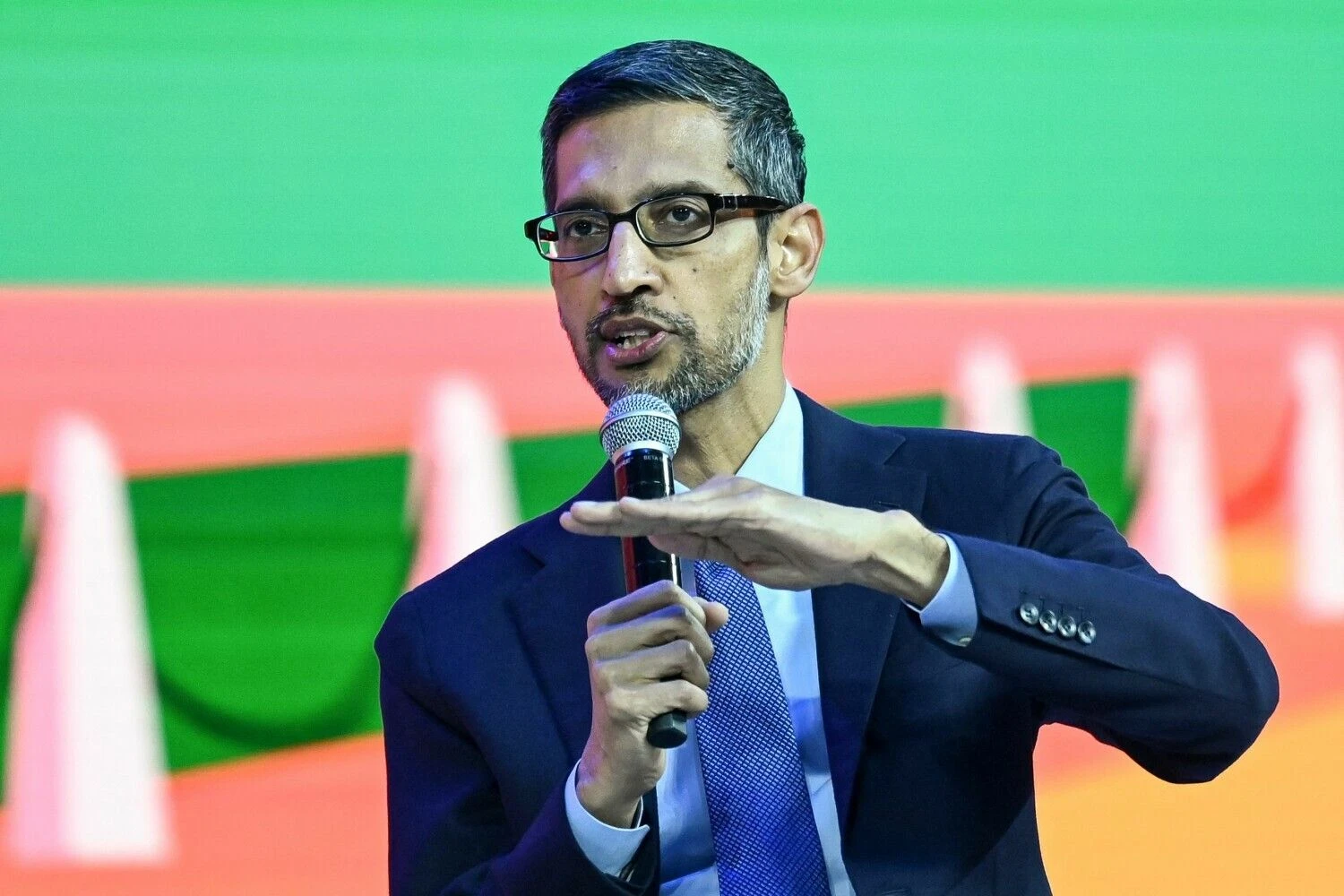 Sundaras Pichai, „Google“ vadovas. Sajjado Hussaino (AFP / „Scanpix“) nuotr.