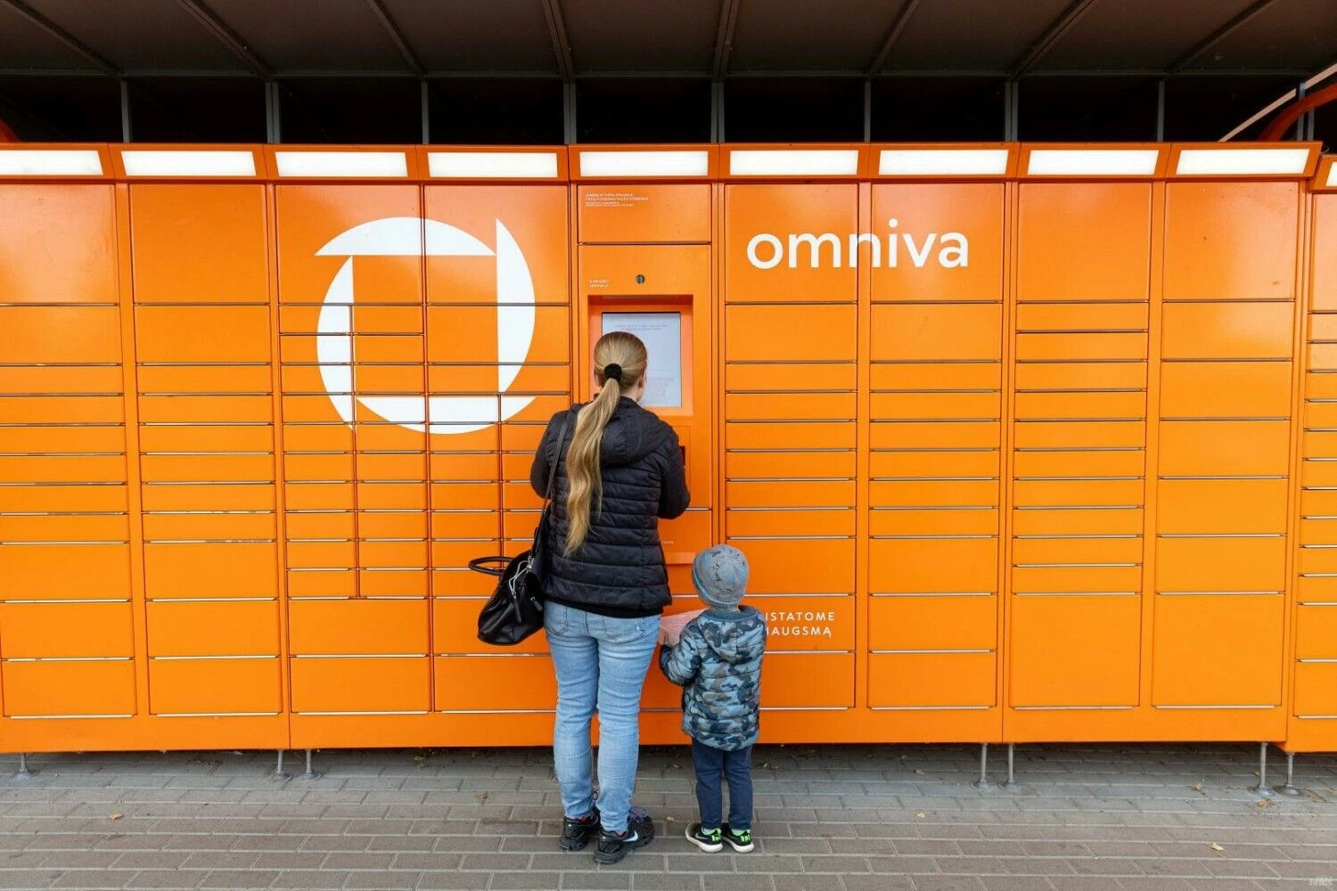 „Omnivos“ paštomatas. Juditos Grigelytės (VŽ) nuotr.