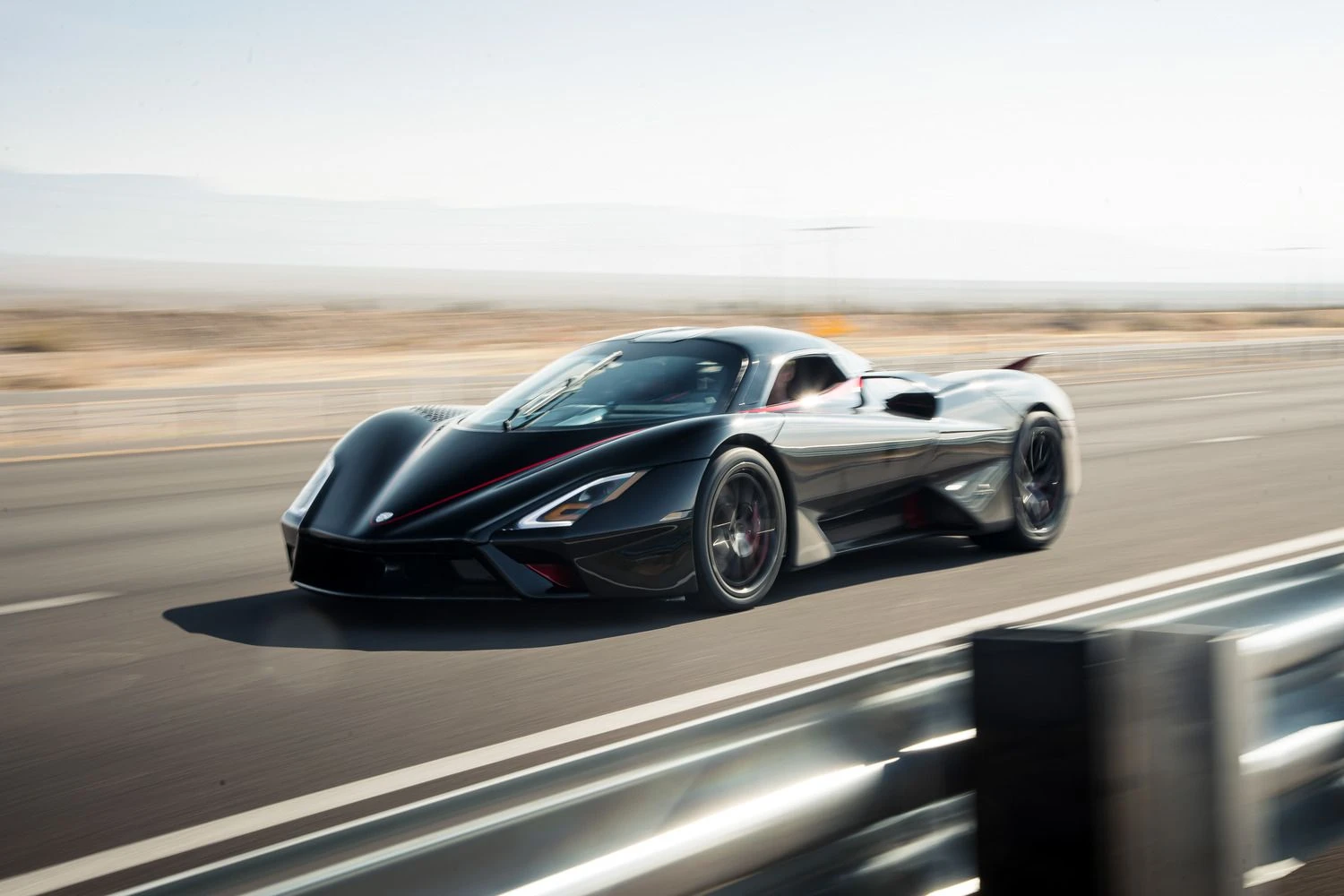 „SSC Tuatara“ – greičiausias pasaulyje serijinis automobilis. „SSC Notrh America“ nuotr.